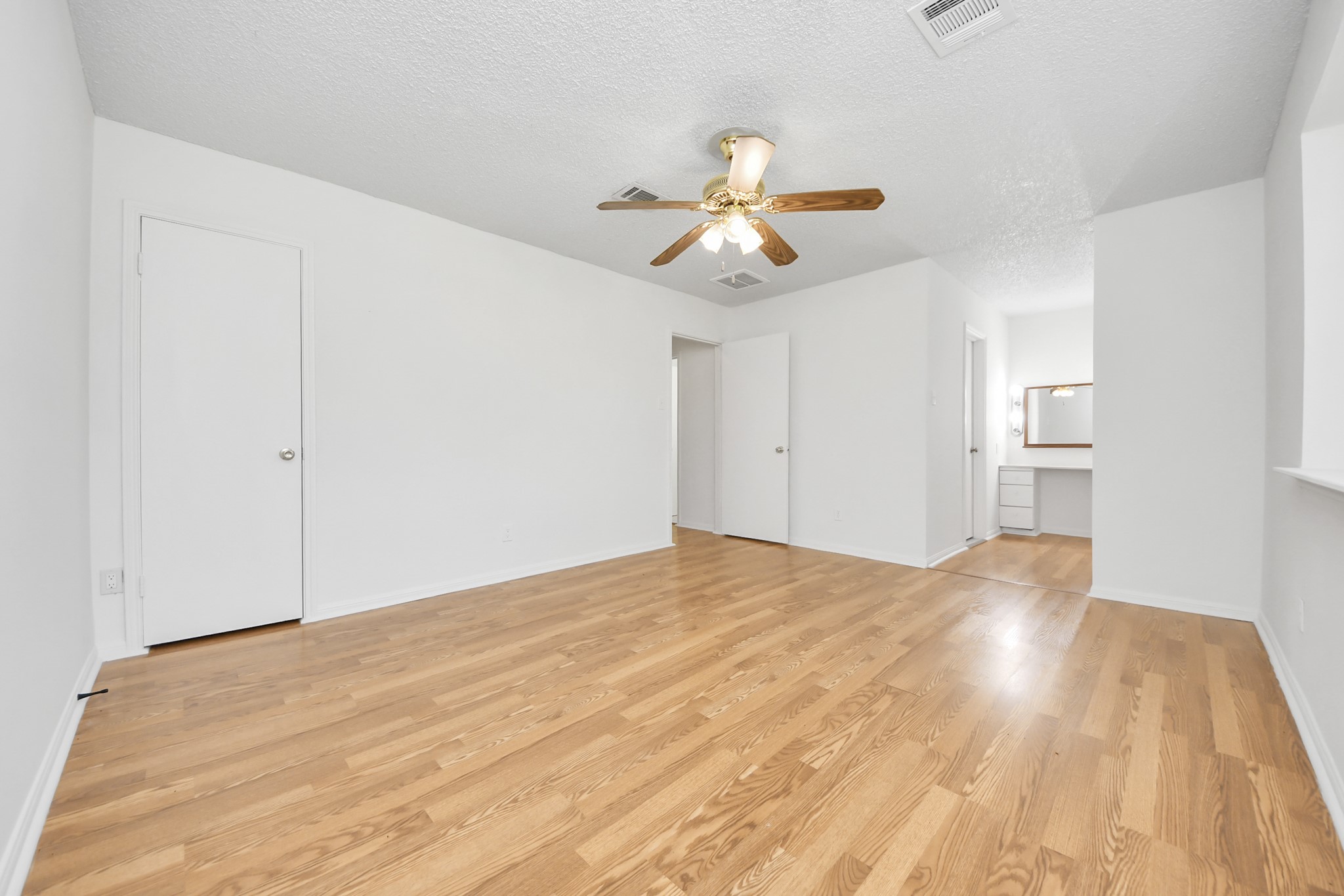 10372 Hammerly Boulevard 25 Property Photo 3