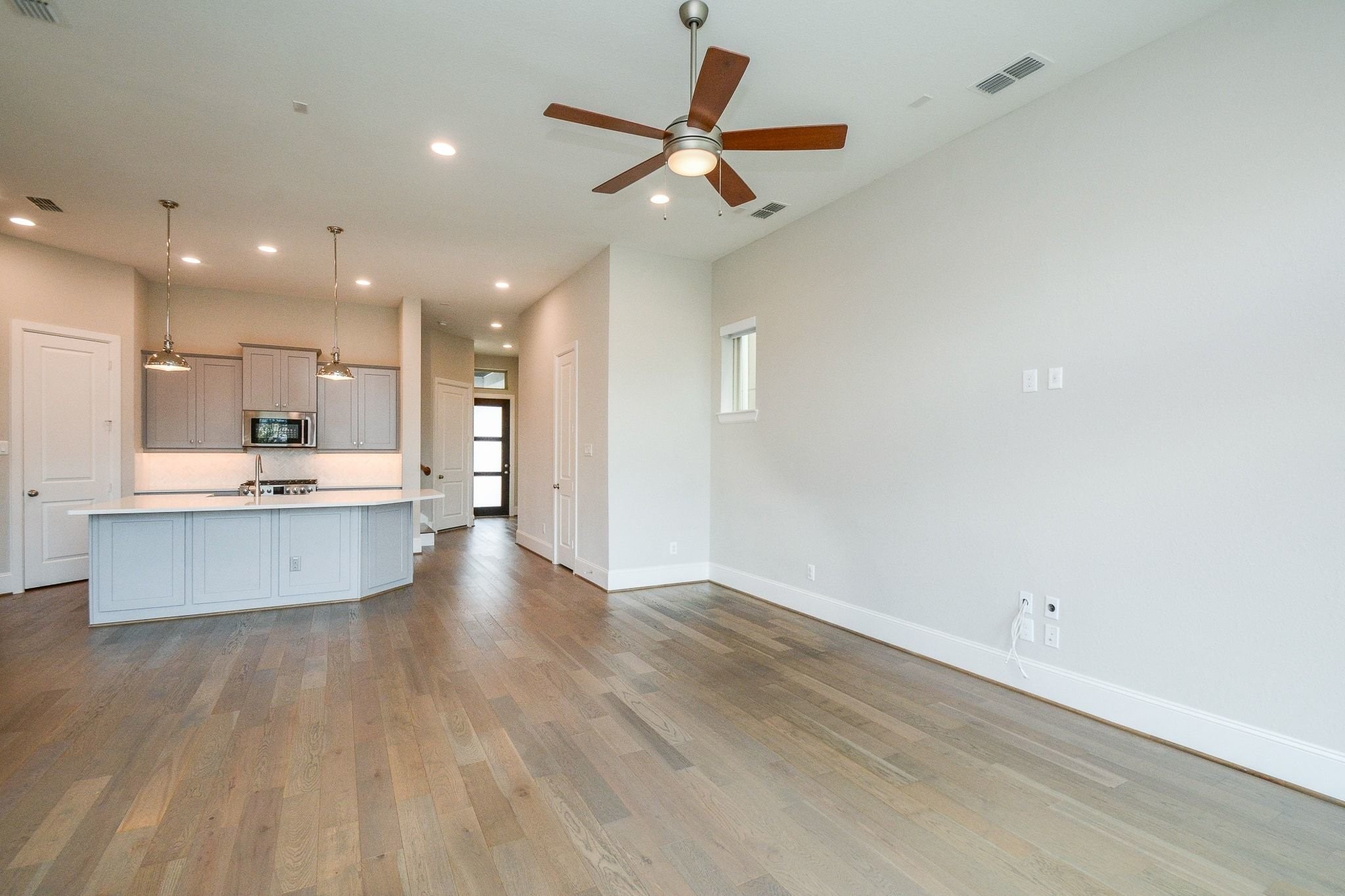 1407 Arkley Way Property Photo 13