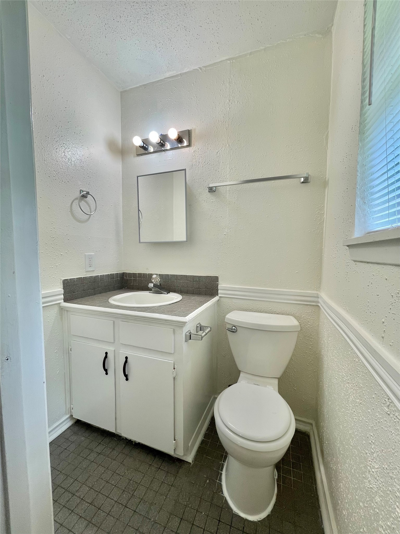 119 Stanford Street Property Photo 11
