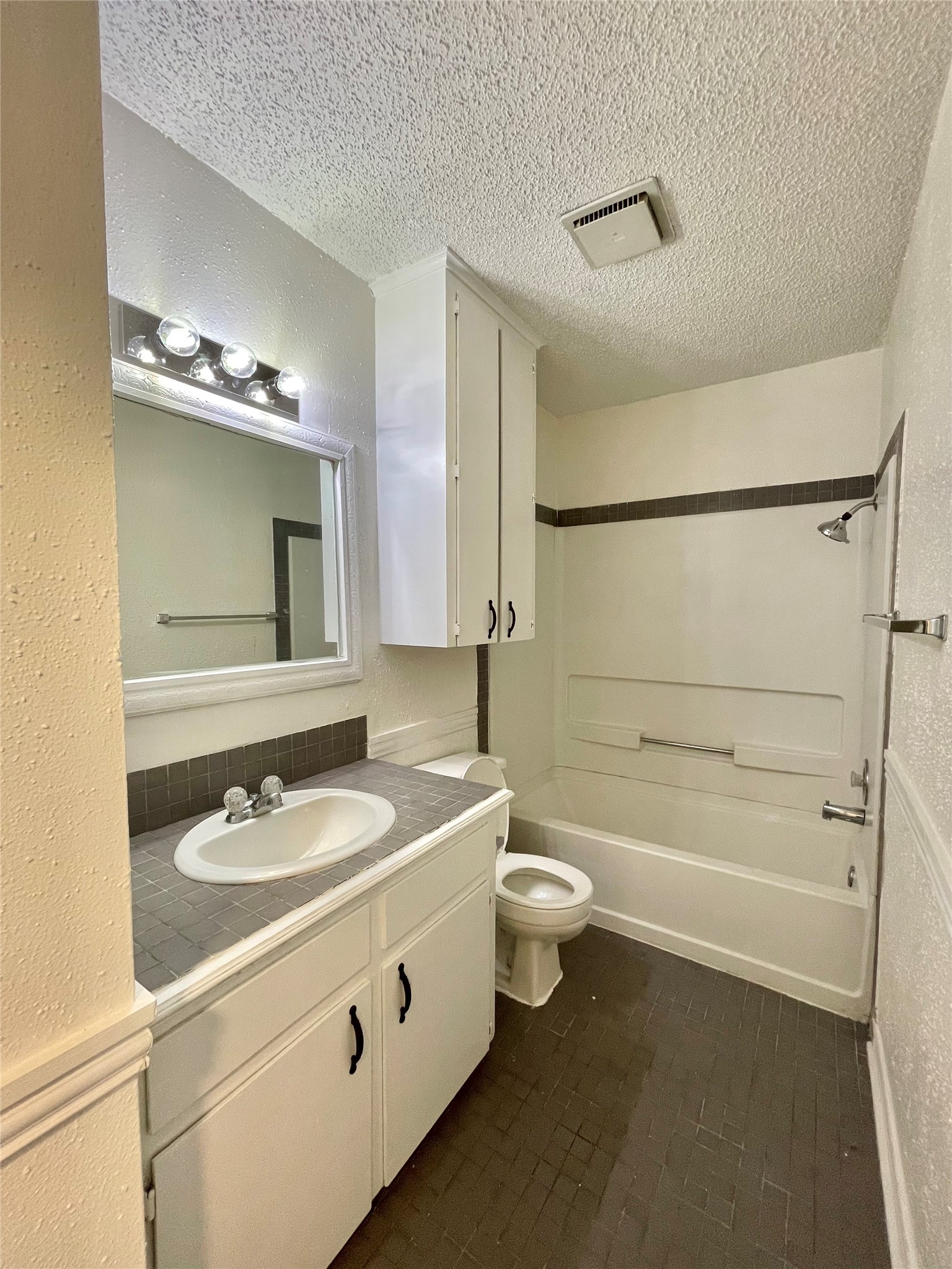 119 Stanford Street Property Photo 13