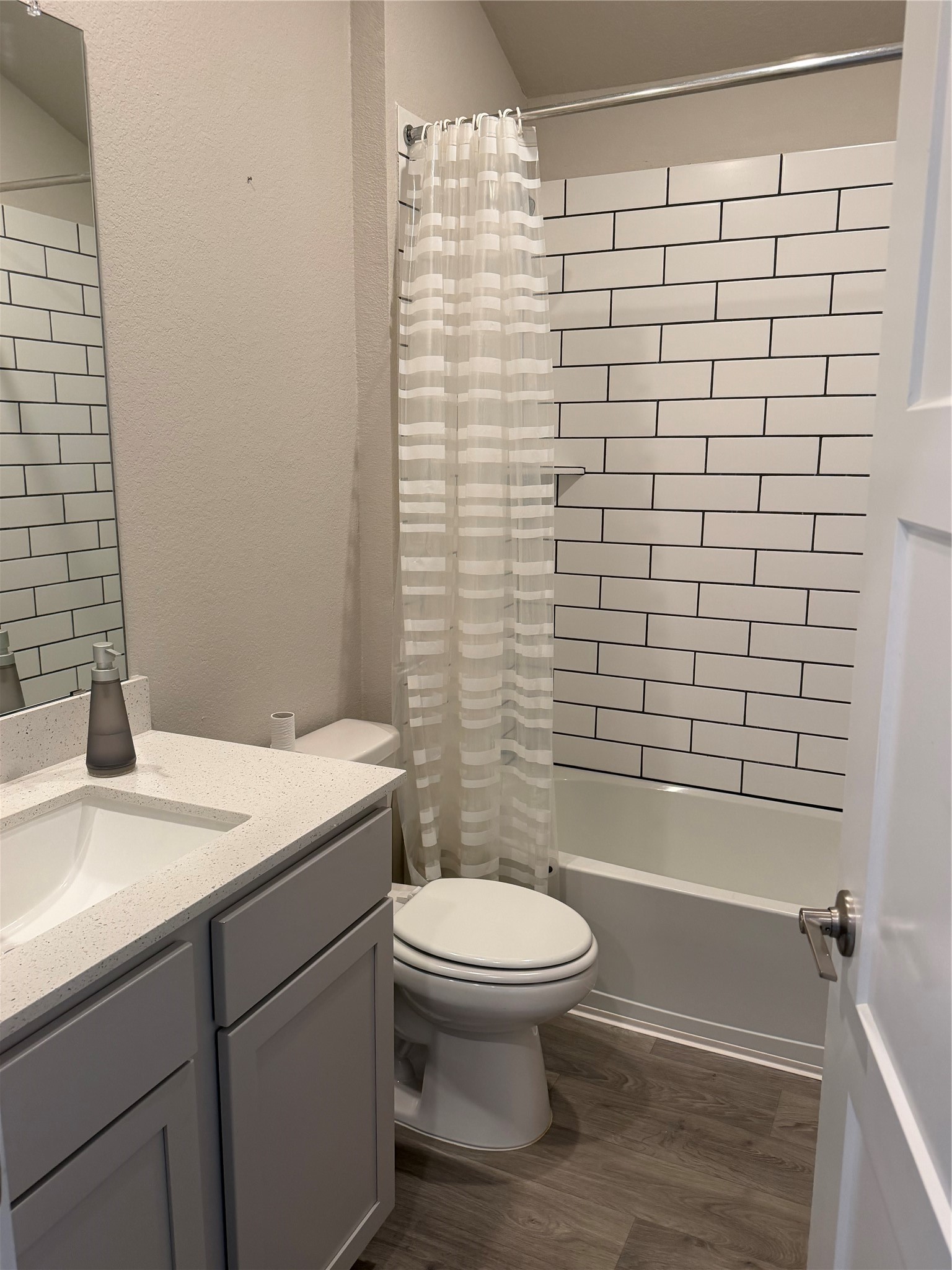12378 New River Trail Property Photo 4