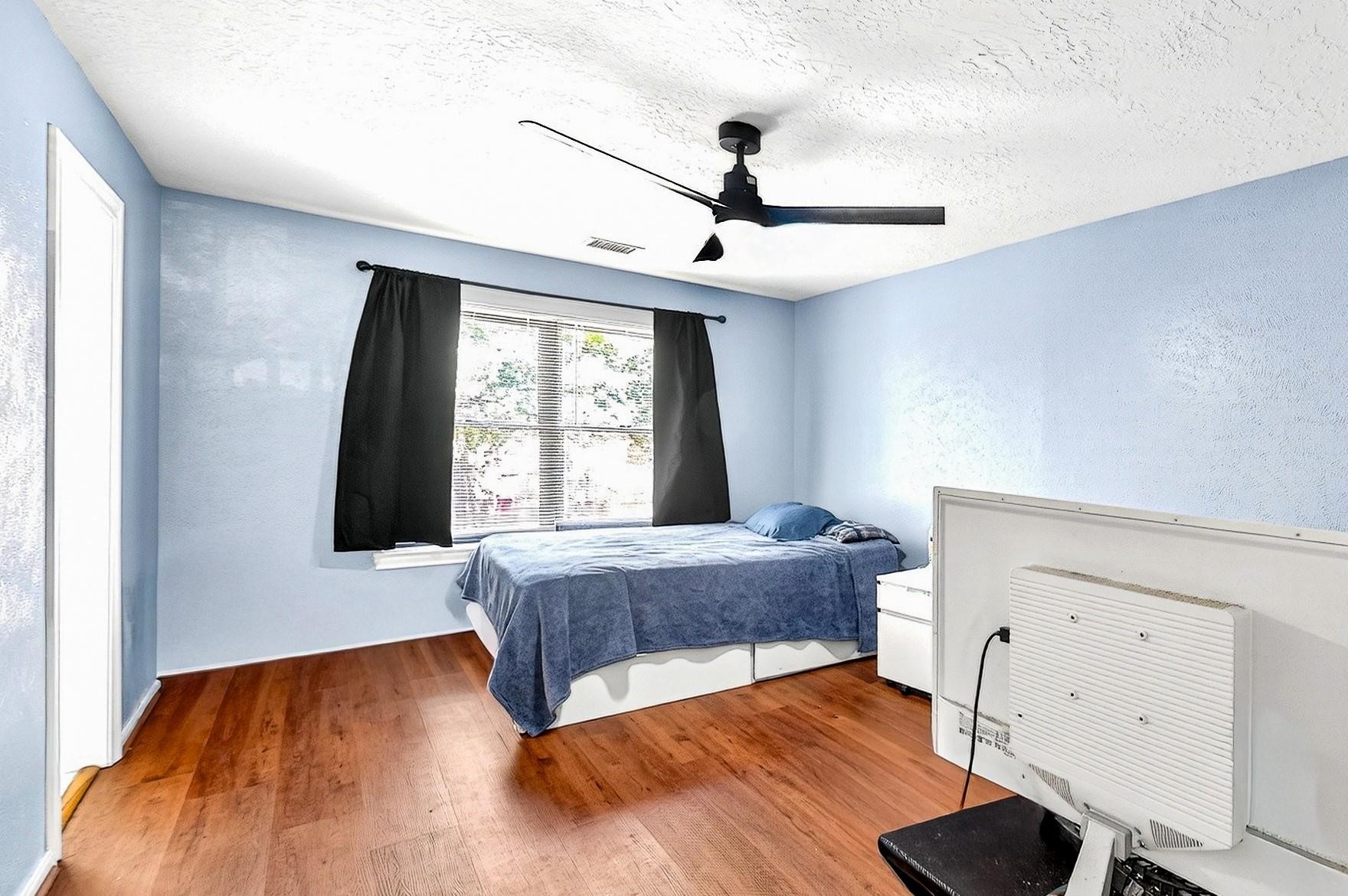 1615 Kelliwood Oaks Drive Property Photo 25