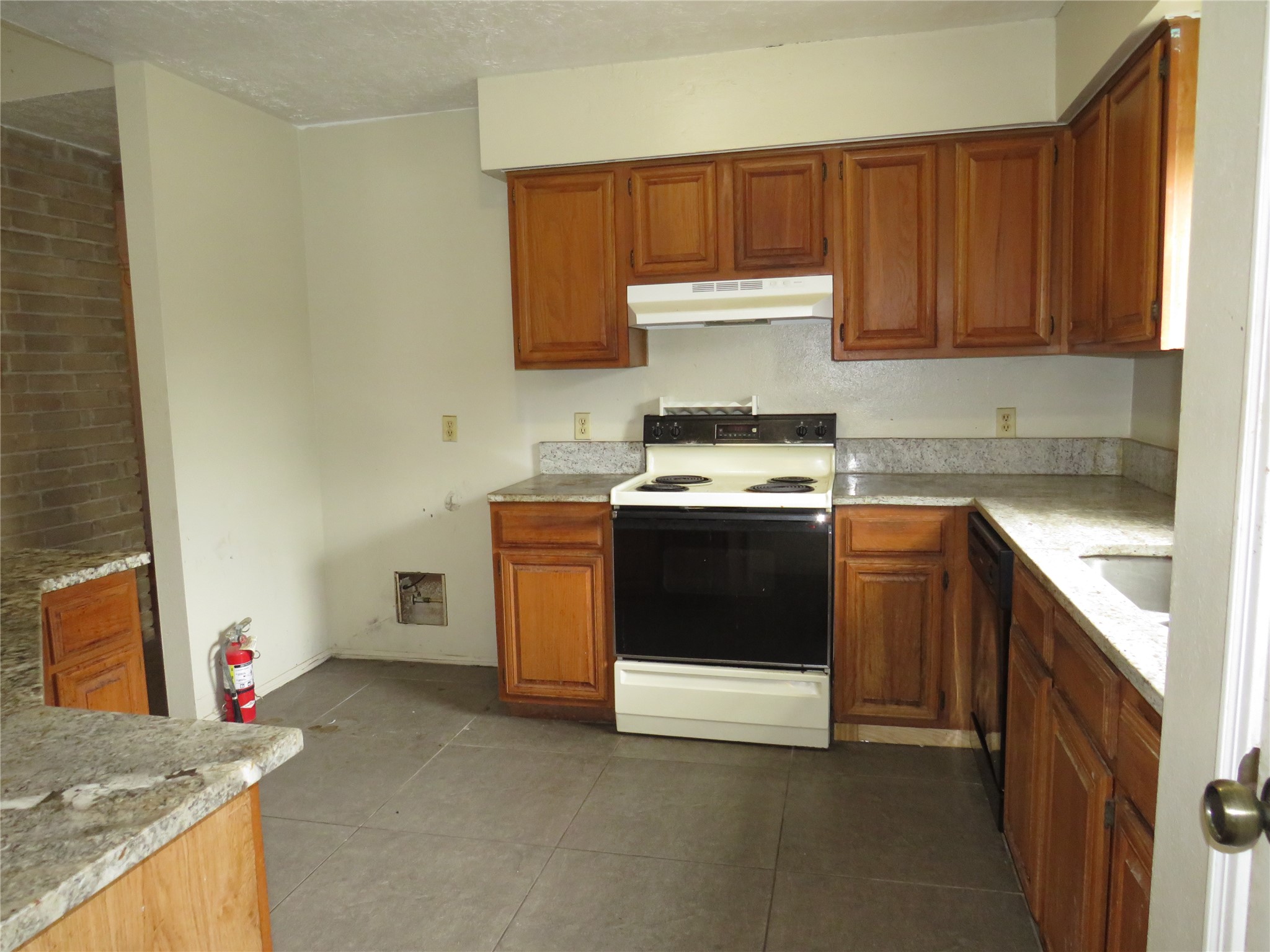 11718 Coachfield Lane Property Photo 7