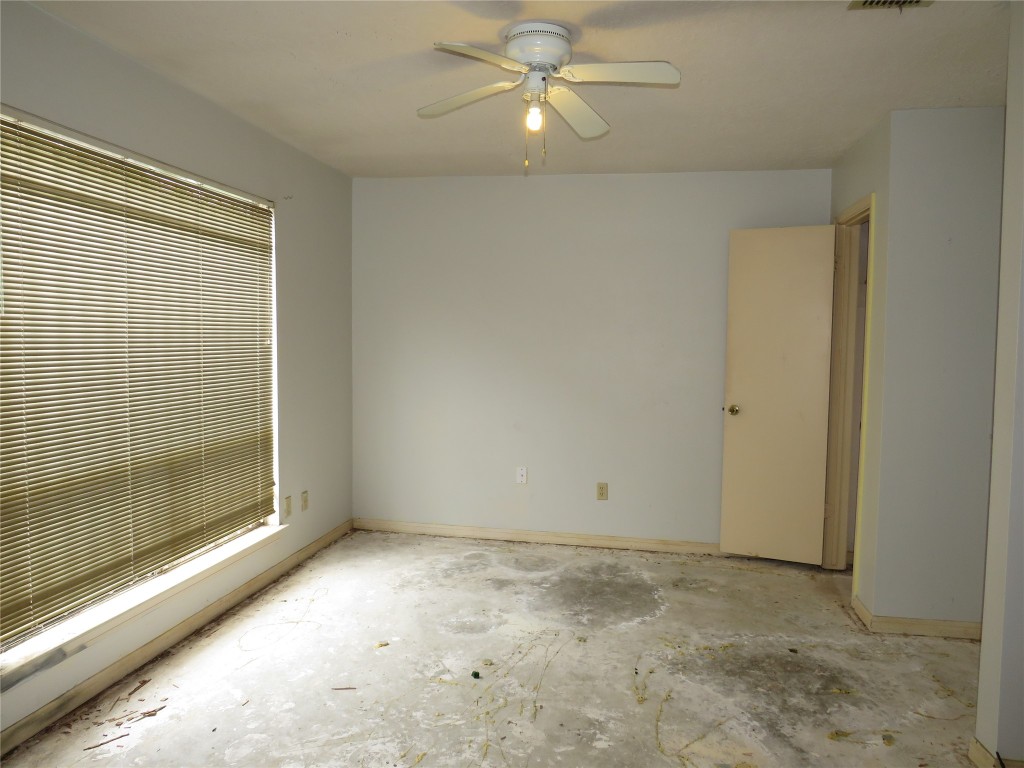 11718 Coachfield Lane Property Photo 8