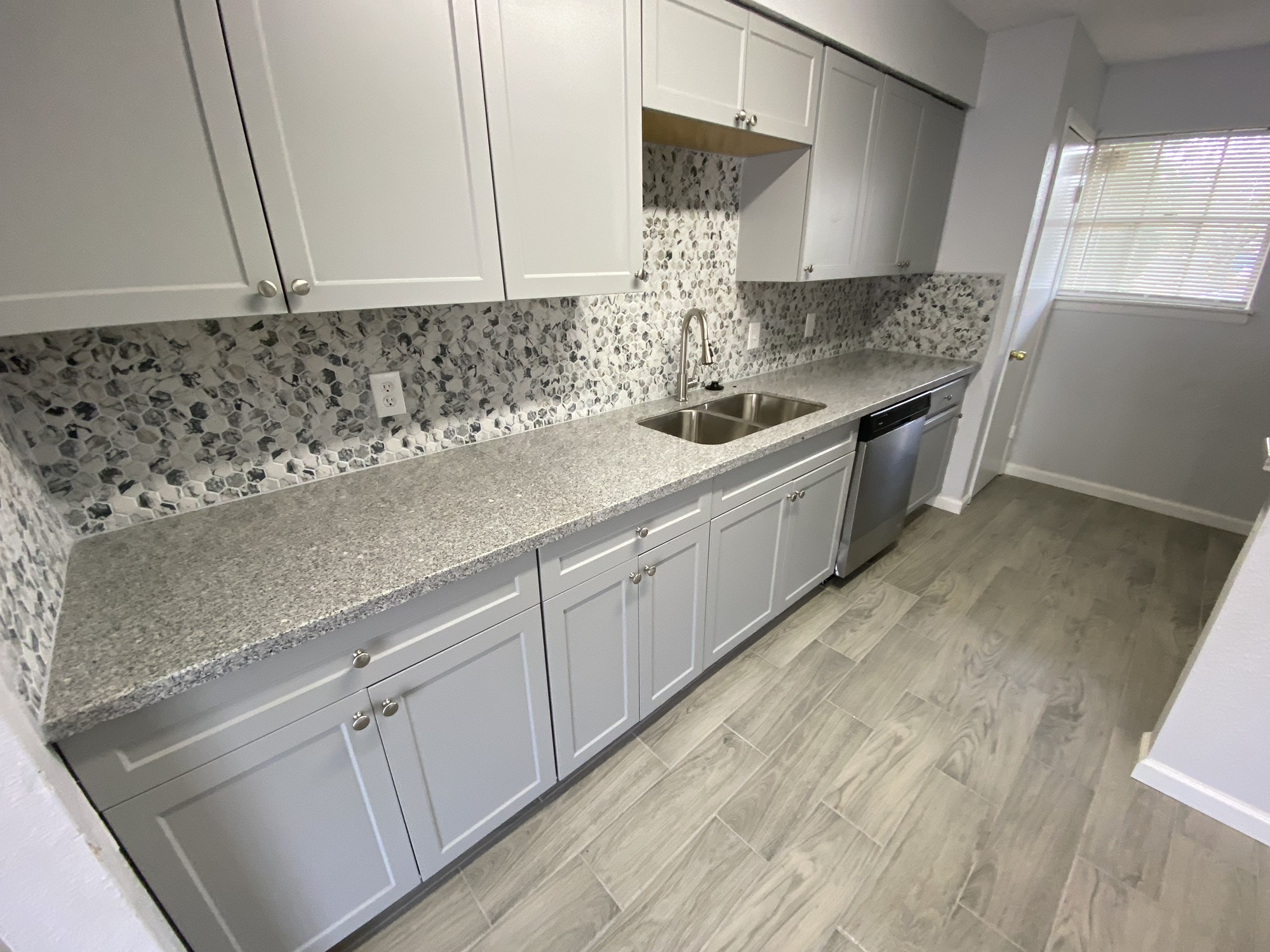 1215 Oregon Street Property Photo