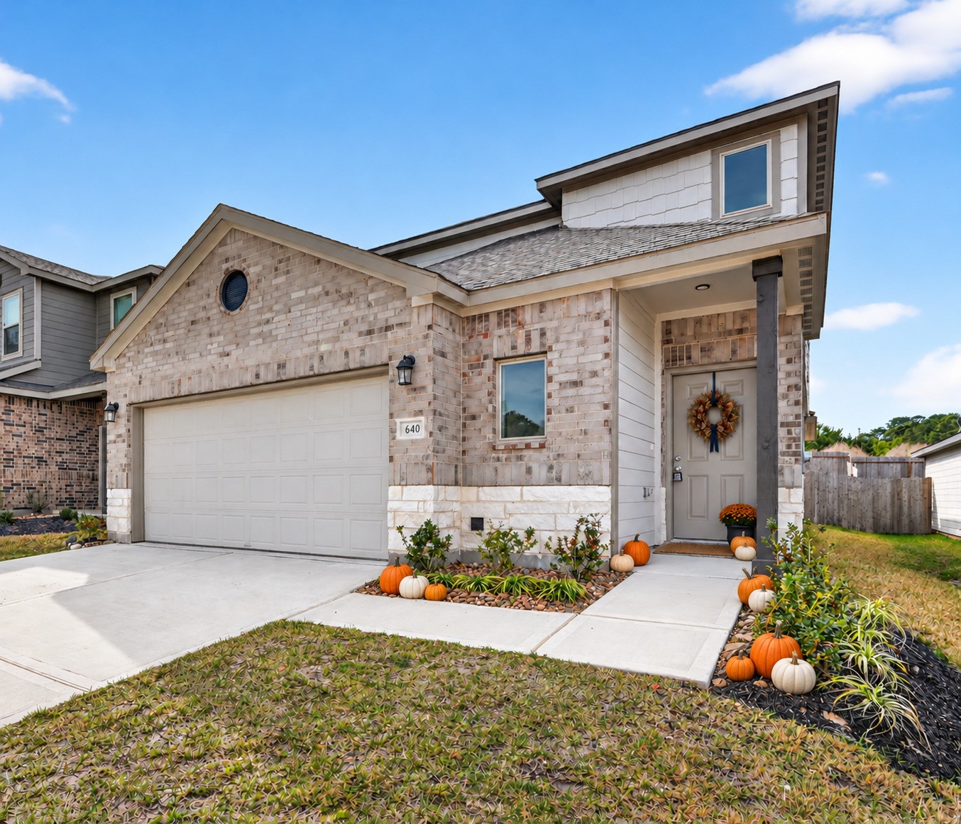 640 Levine Ct Court Property Photo 1