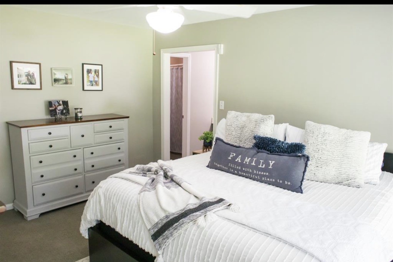 810 Shadberry Drive Property Photo 10