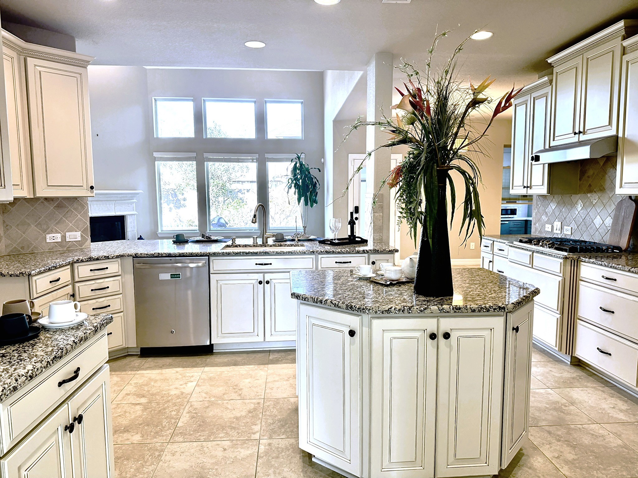 6510 Brady Springs Court Property Photo 11