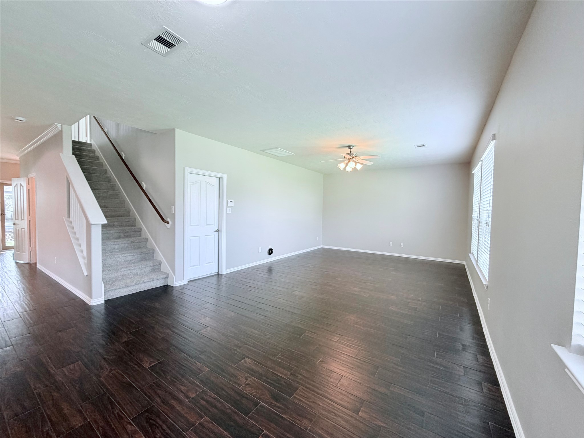24514 Hikers Bend Drive Property Photo 6