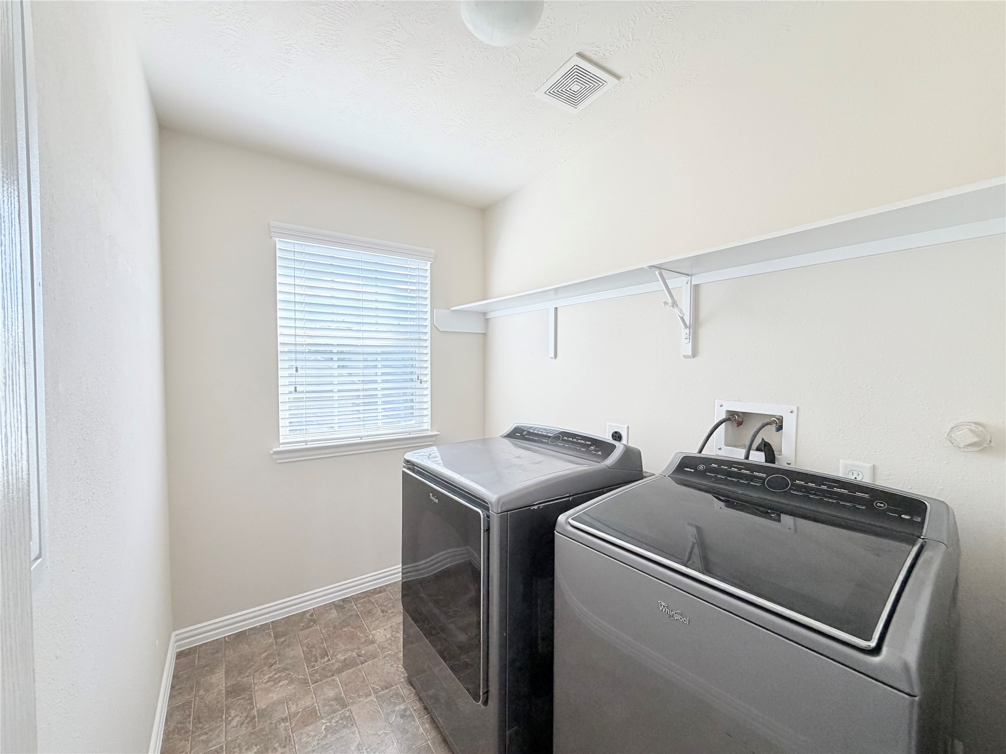 24514 Hikers Bend Drive Property Photo 15