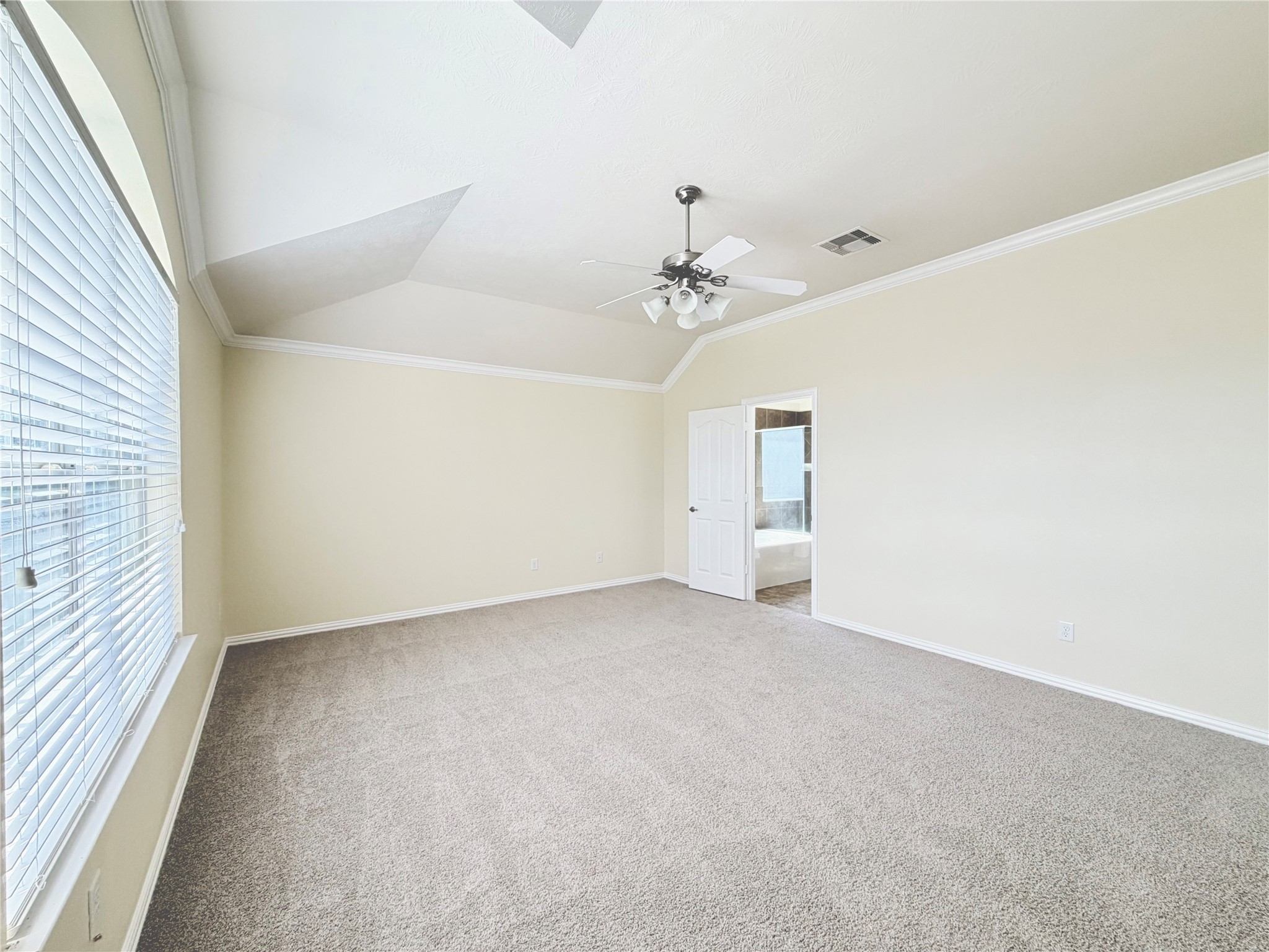 24514 Hikers Bend Drive Property Photo 17