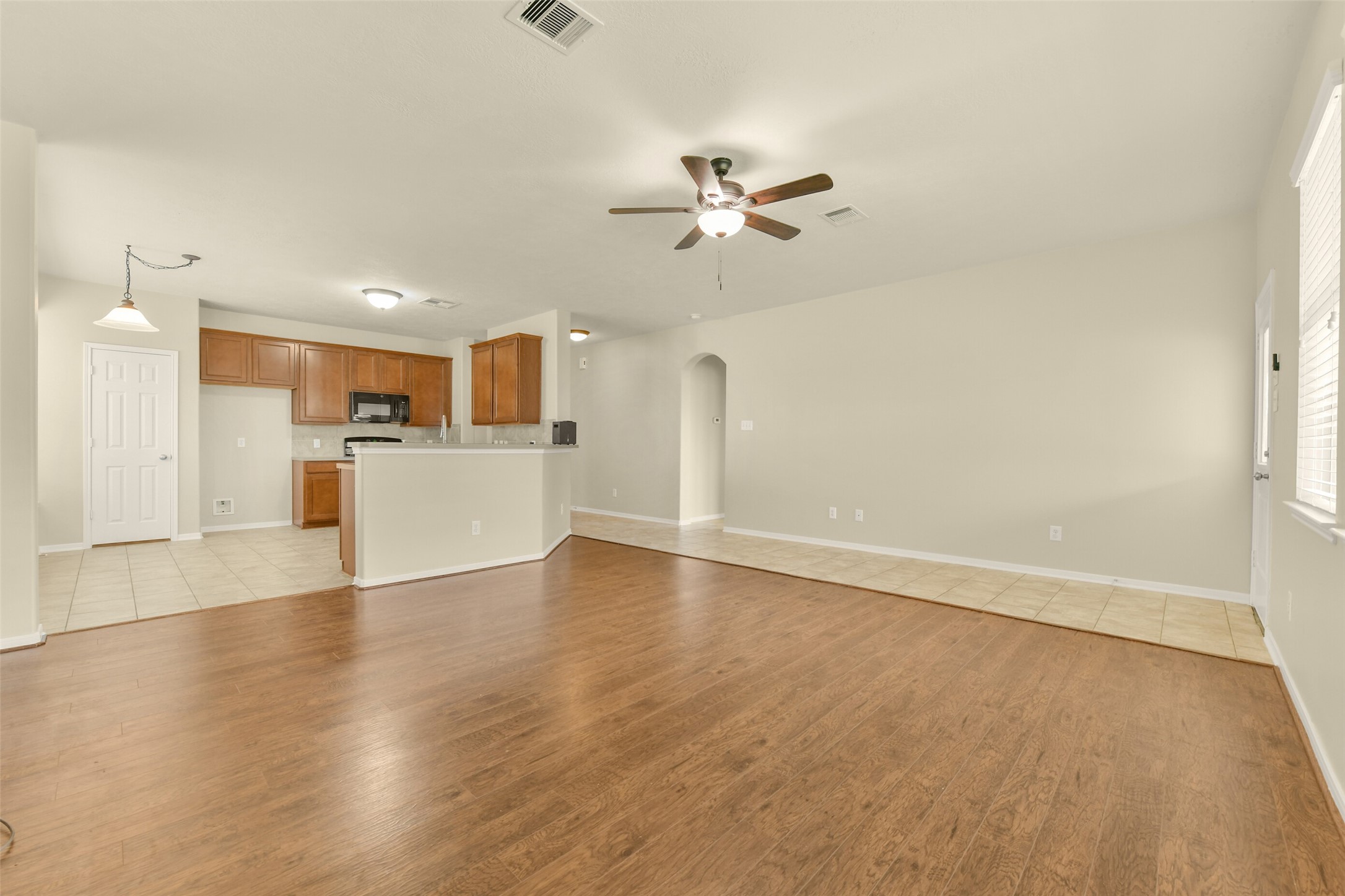 5002 Creekside Avenue Property Photo 4