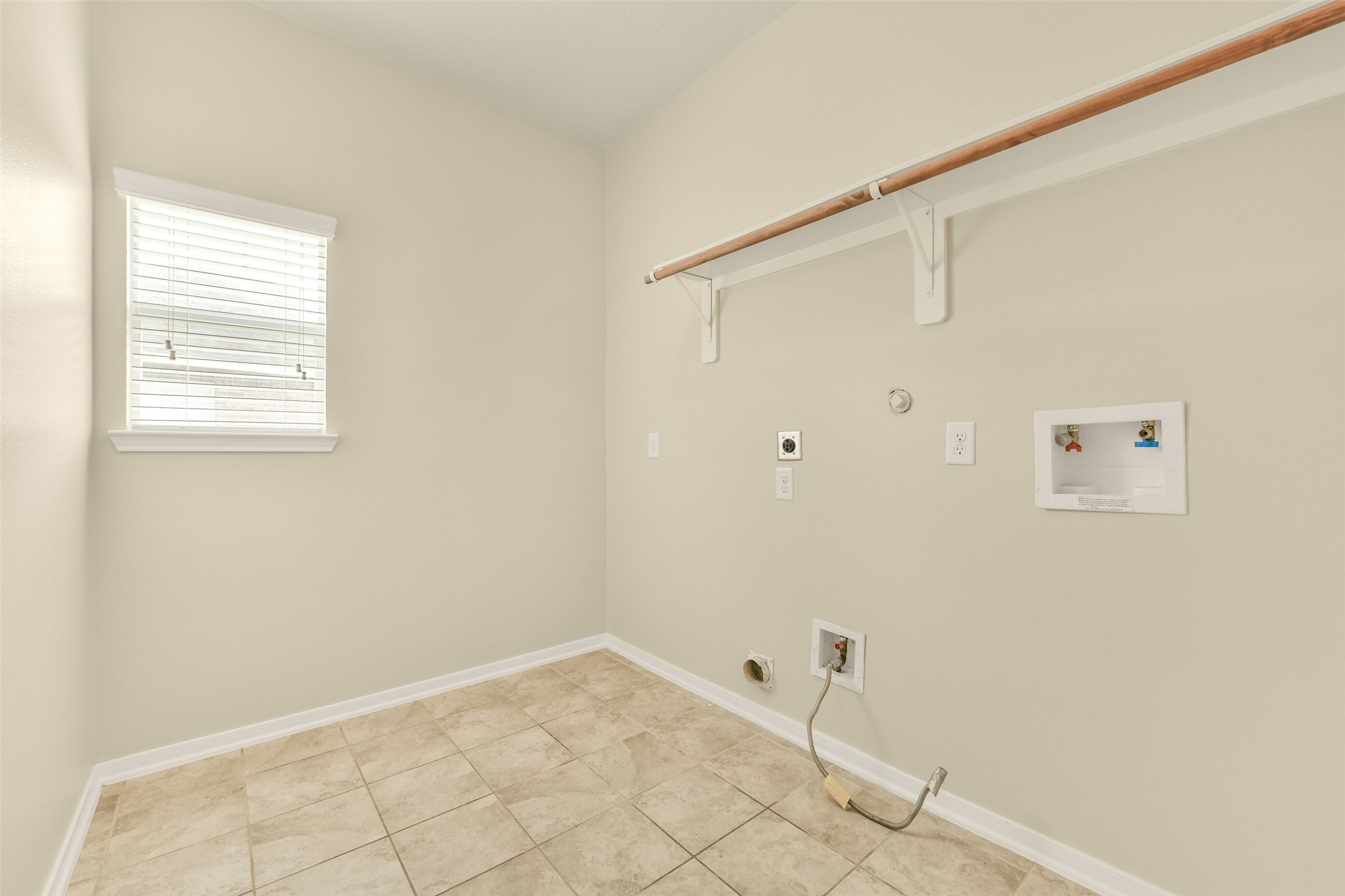 5002 Creekside Avenue Property Photo 11