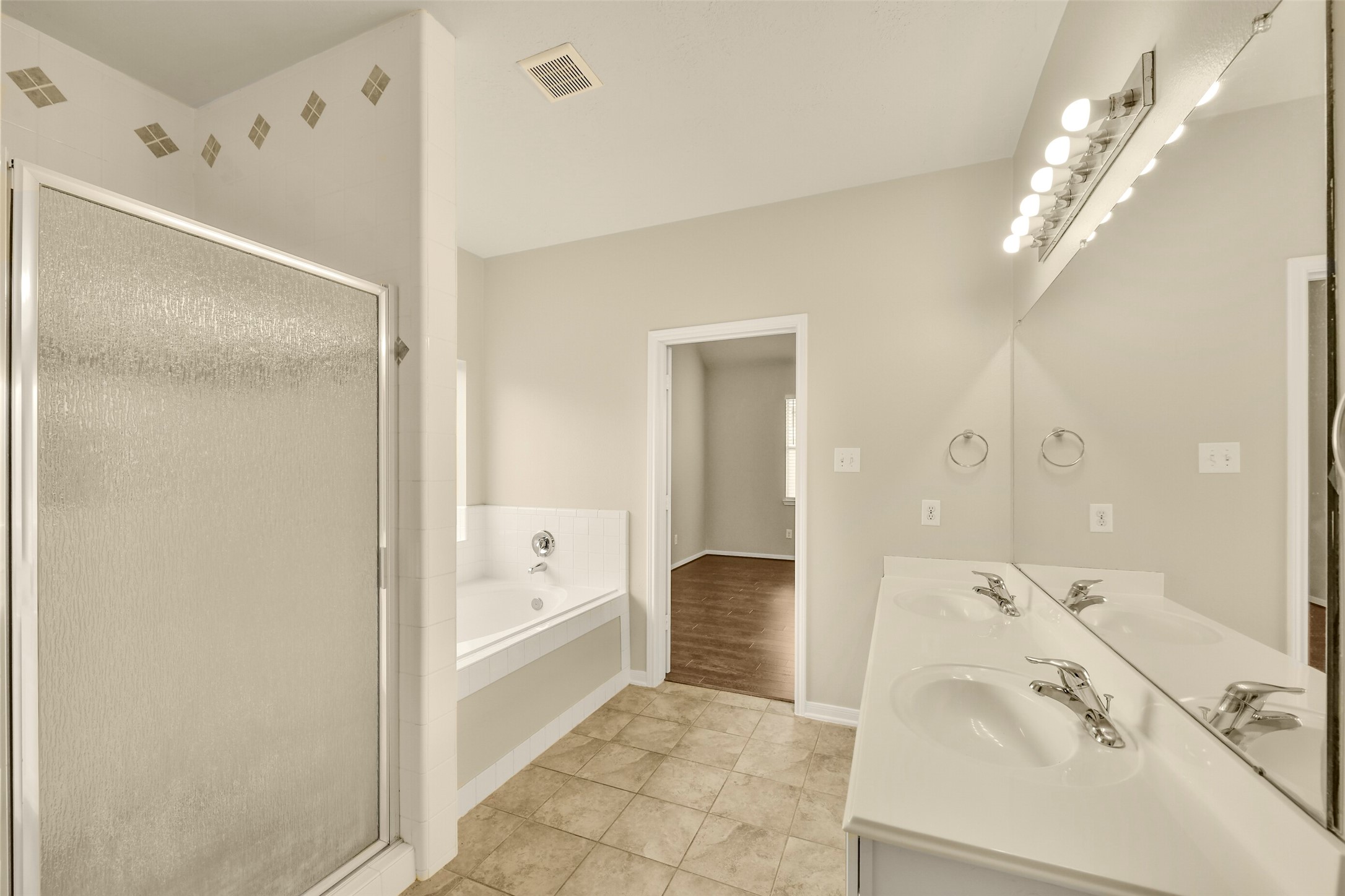 5002 Creekside Avenue Property Photo 16