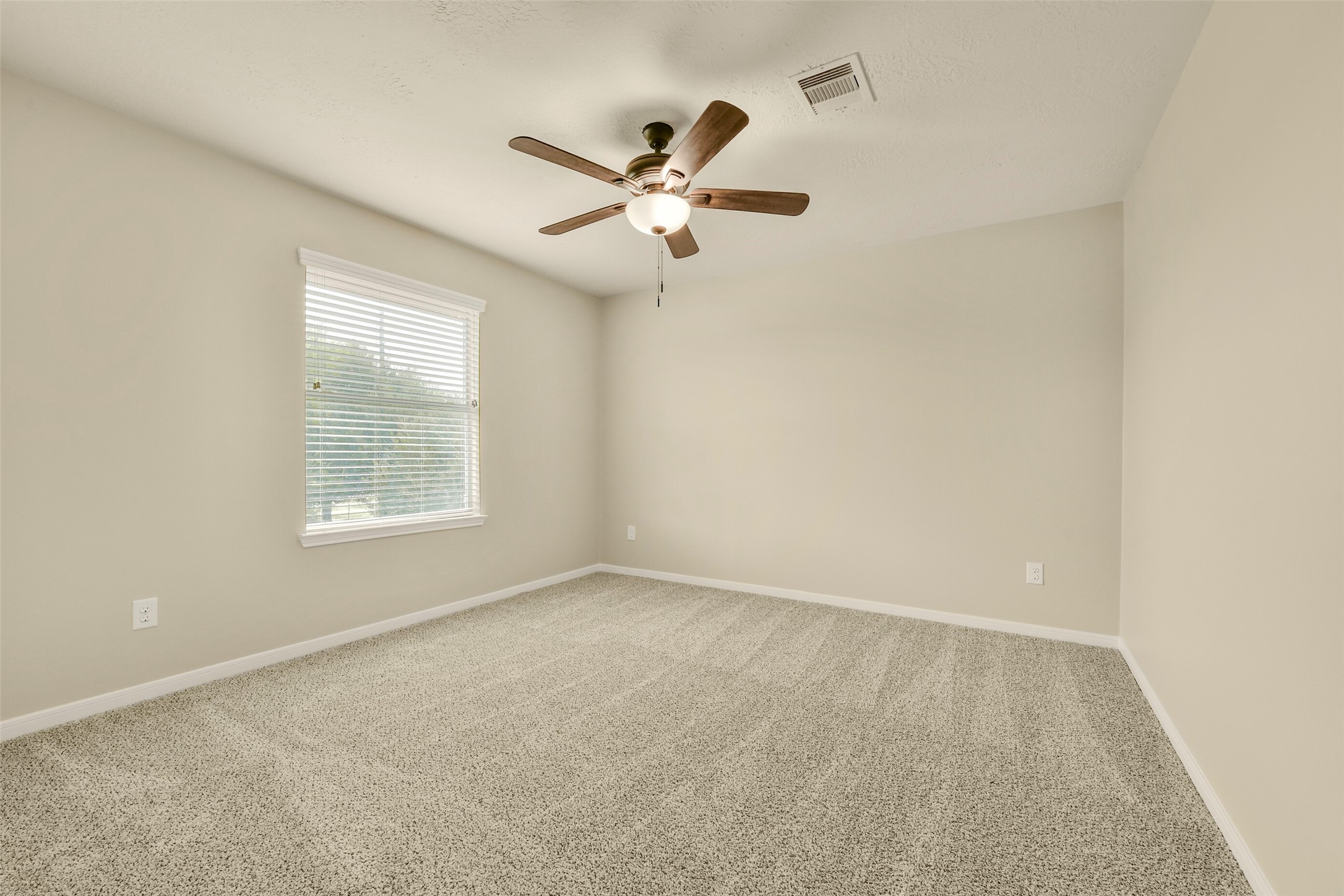 5002 Creekside Avenue Property Photo 28