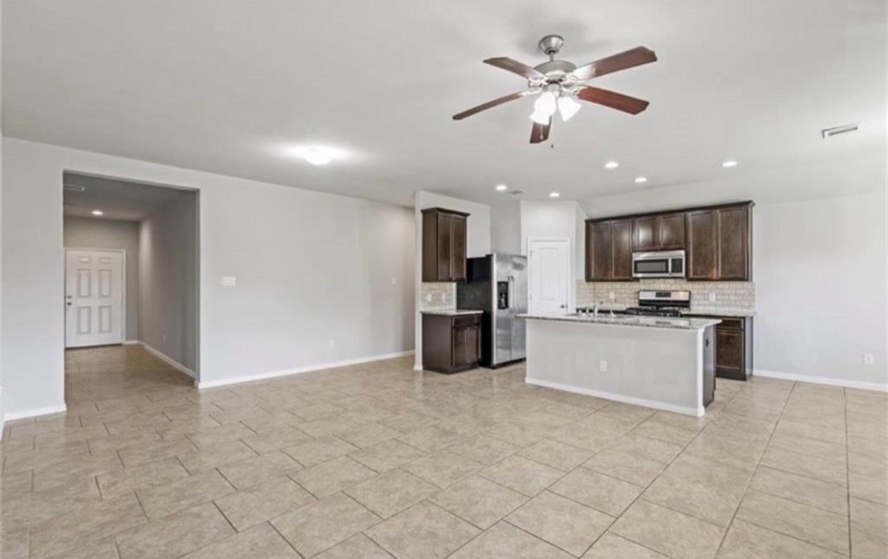 9514 Matilda Creek Property Photo 7