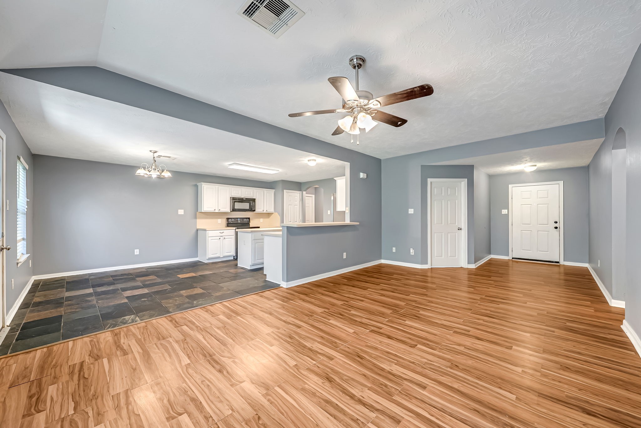 16393 Ryan Guinn Way Property Photo 6