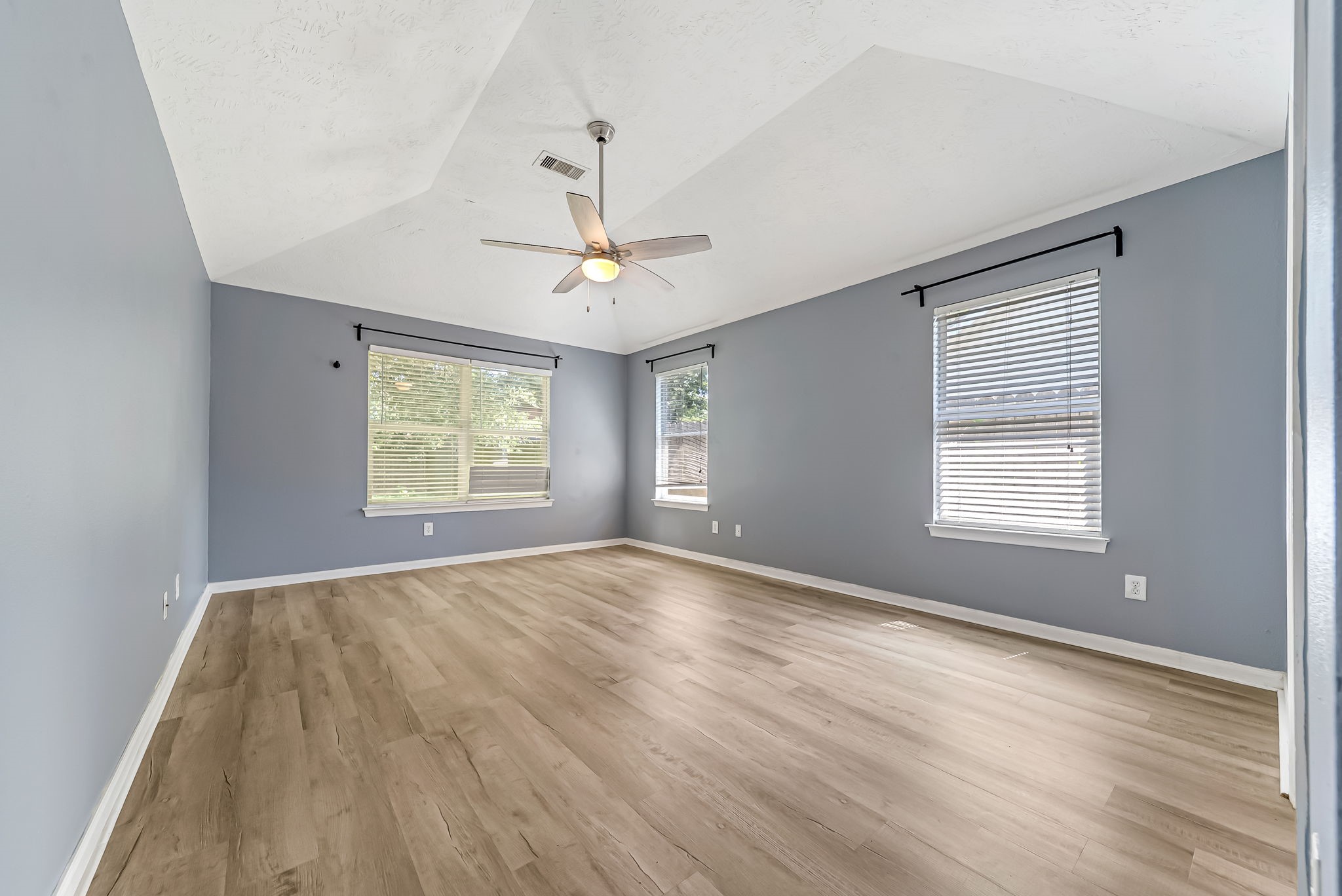 16393 Ryan Guinn Way Property Photo 19