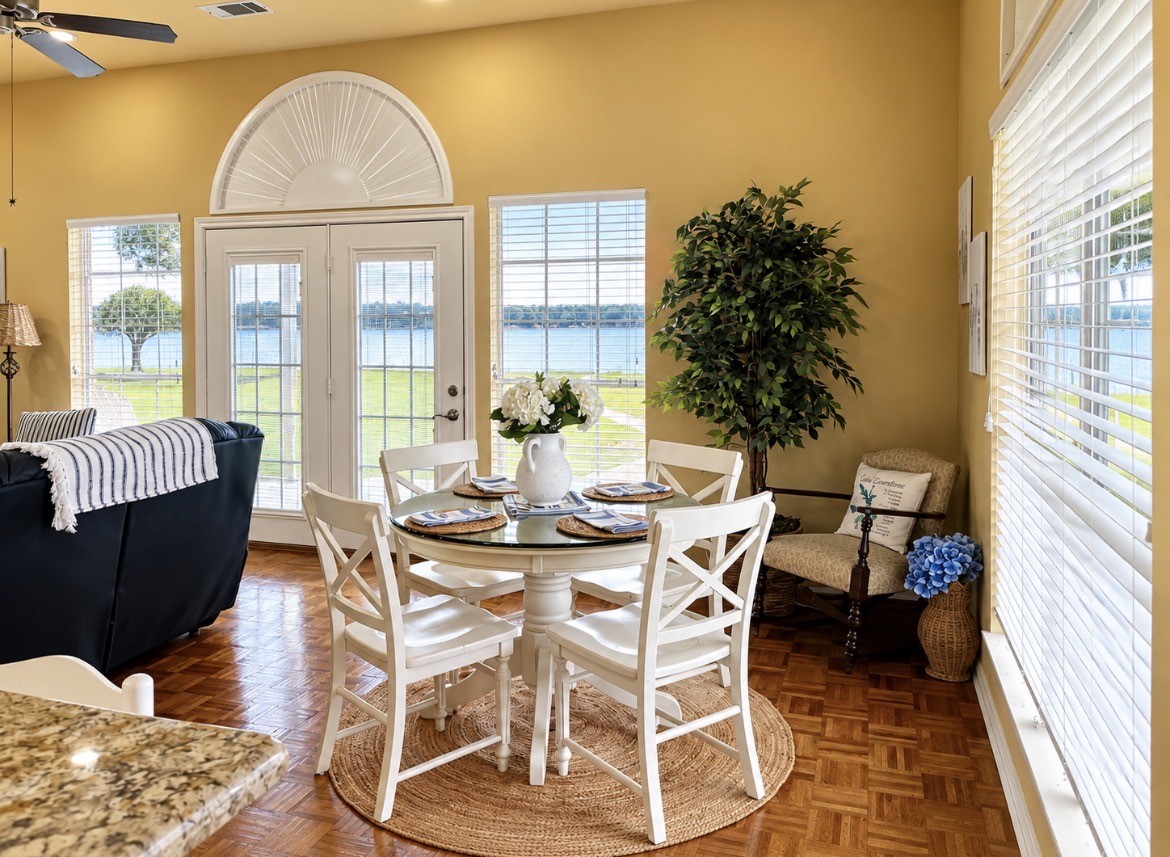 20283 Lakeshore Drive Property Photo 16
