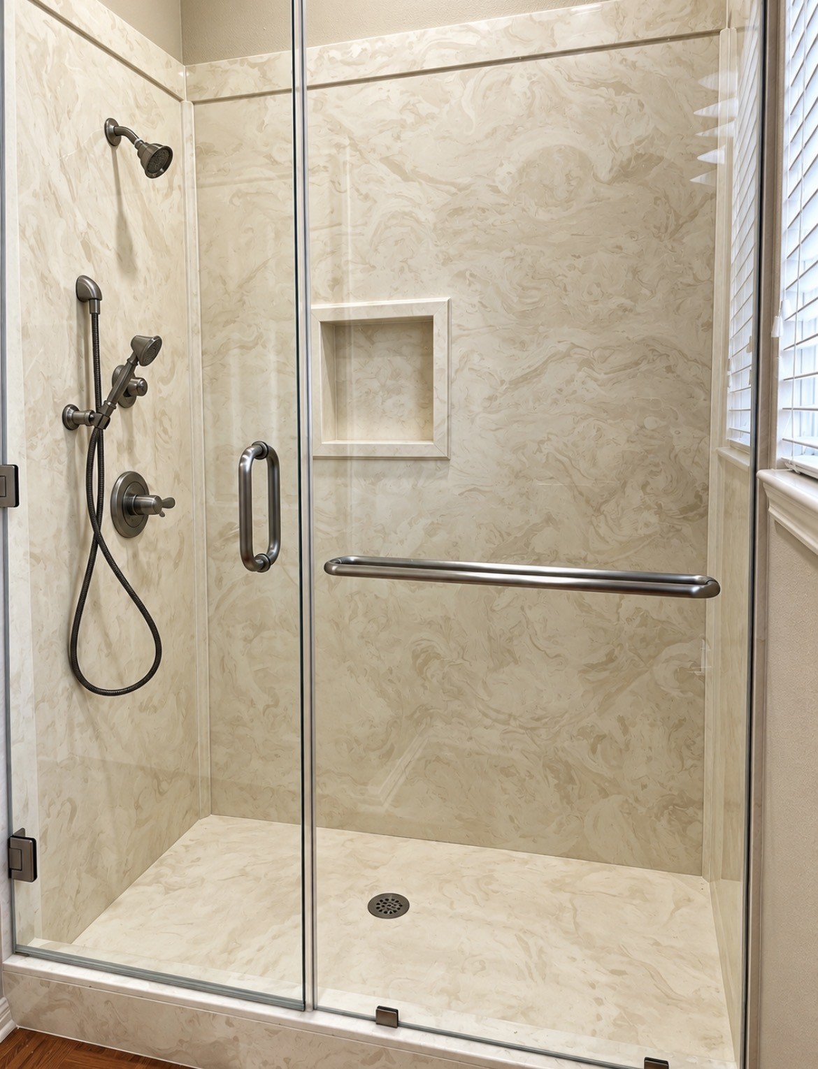 20283 Lakeshore Drive Property Photo 24