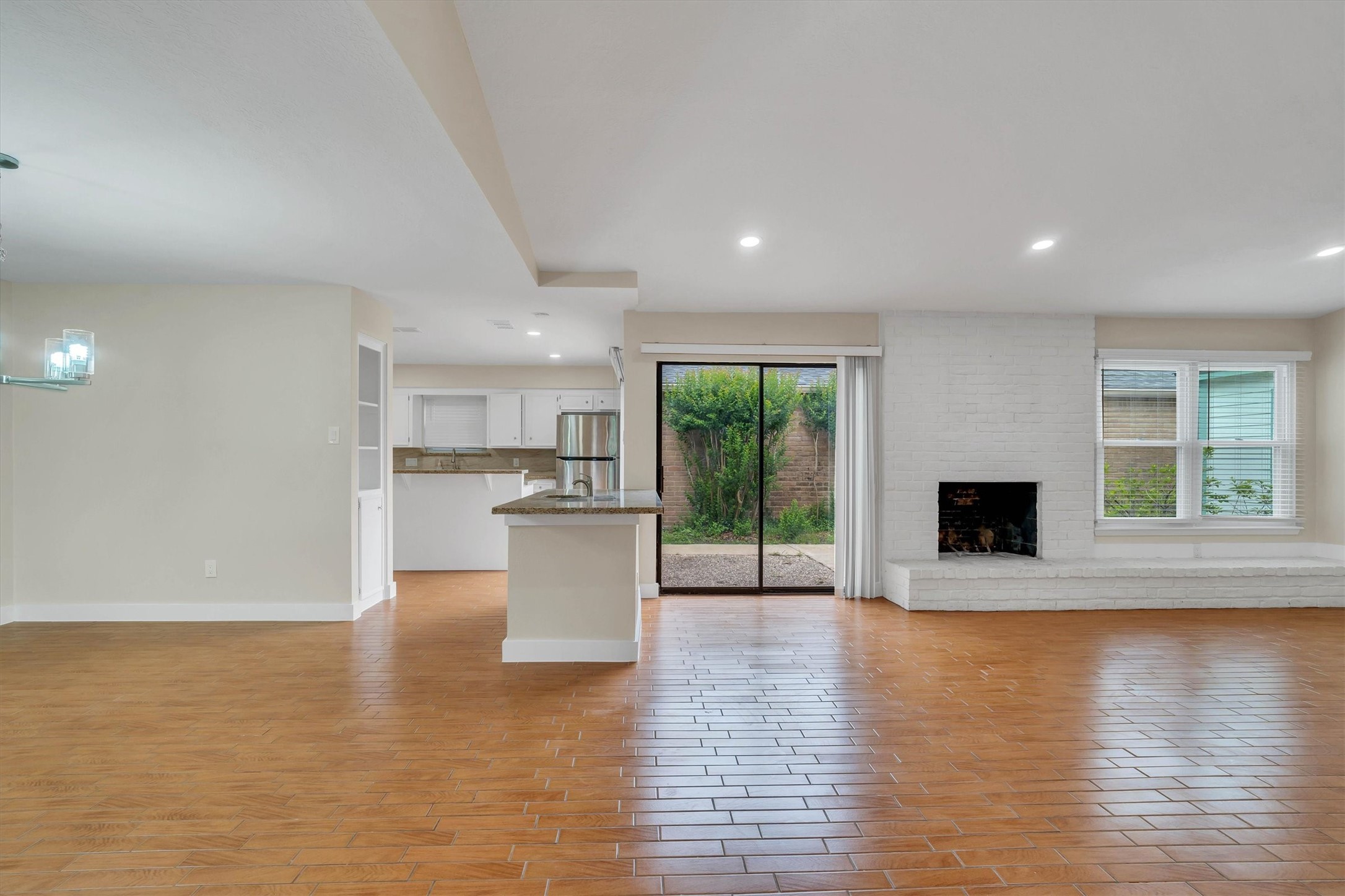 2163 Paso Rello Drive Property Photo 8