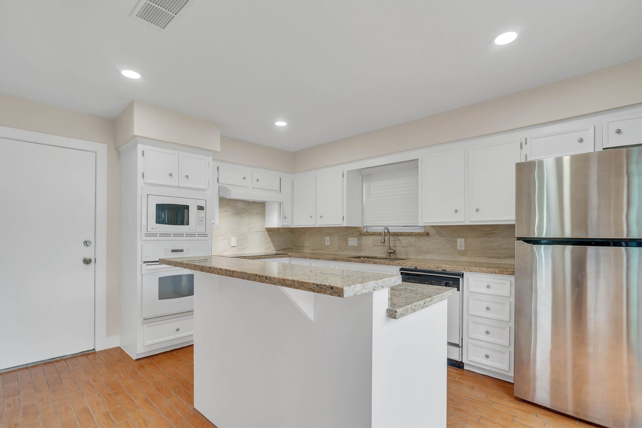 2163 Paso Rello Drive Property Photo 16