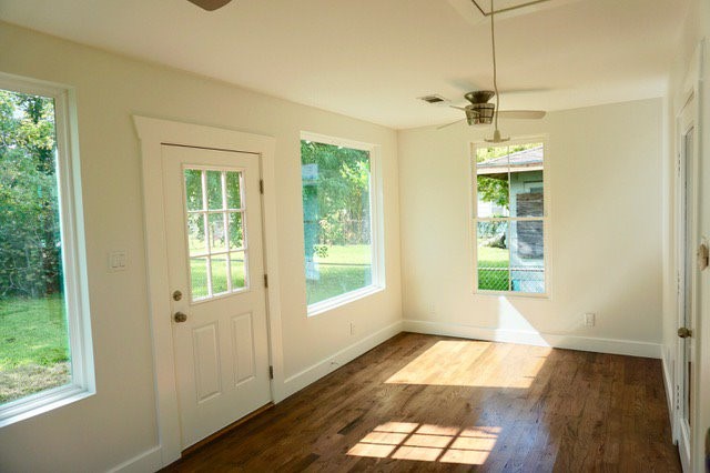 304 E 33rd Street Property Photo 9