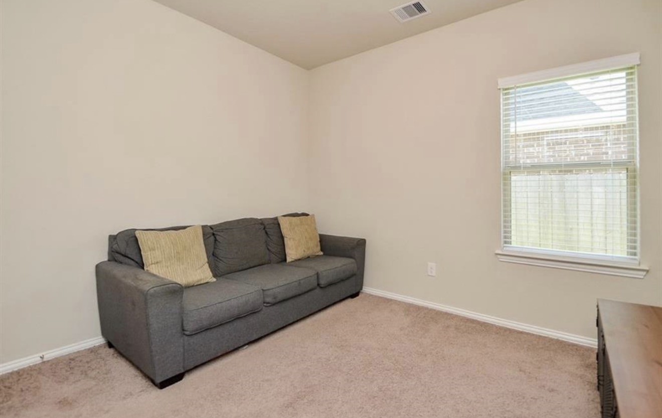 7414 Arabian Moon Trail Property Photo 13