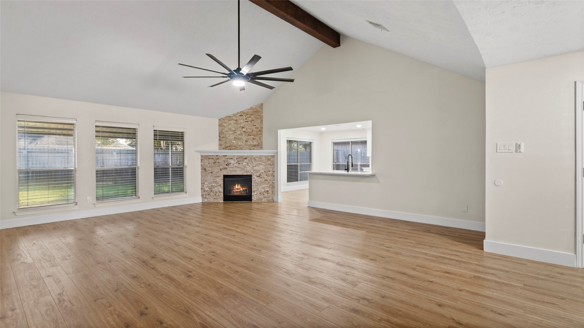 1118 Glenmeadows Drive Property Photo 8