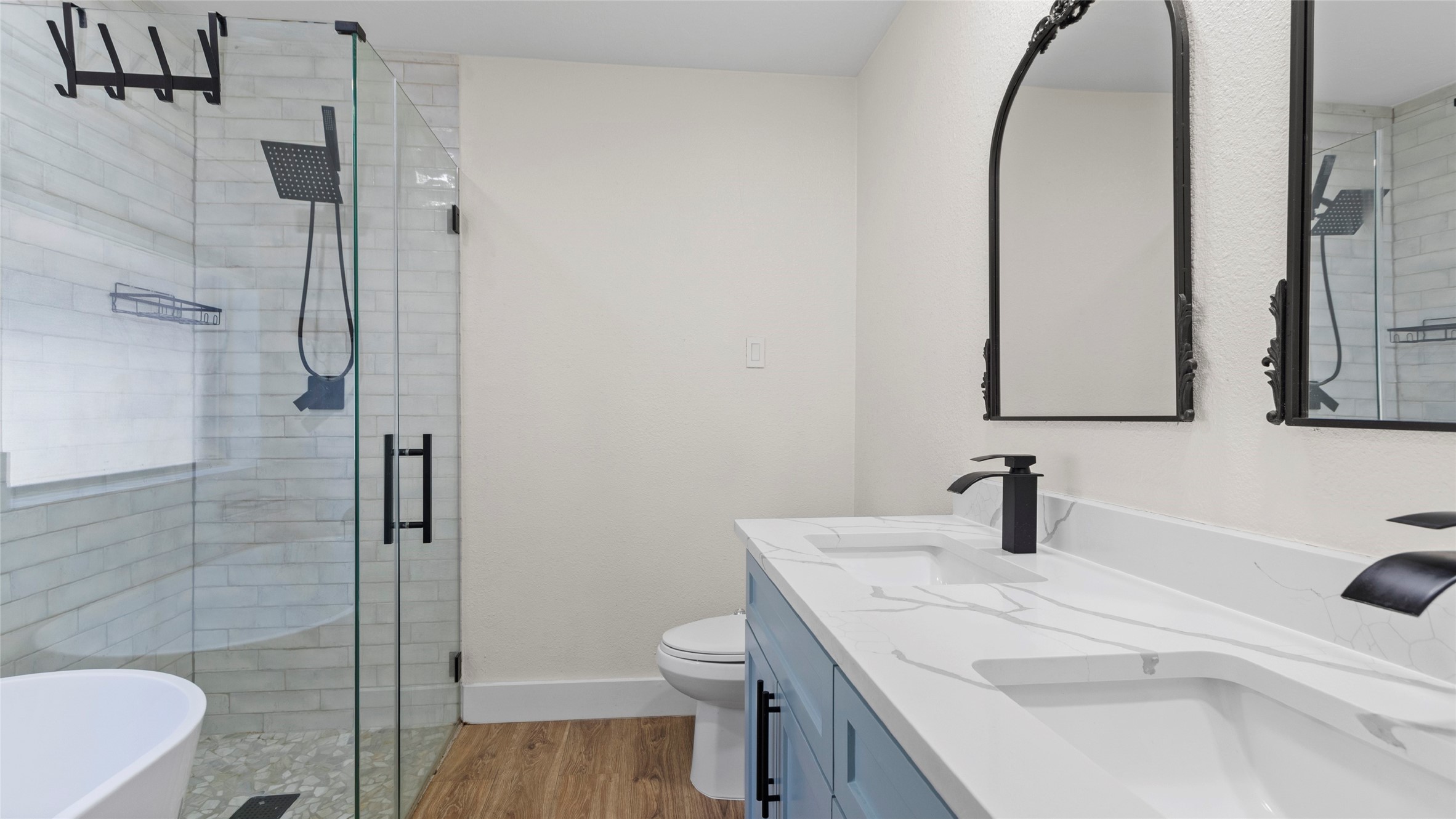 1118 Glenmeadows Drive Property Photo 20