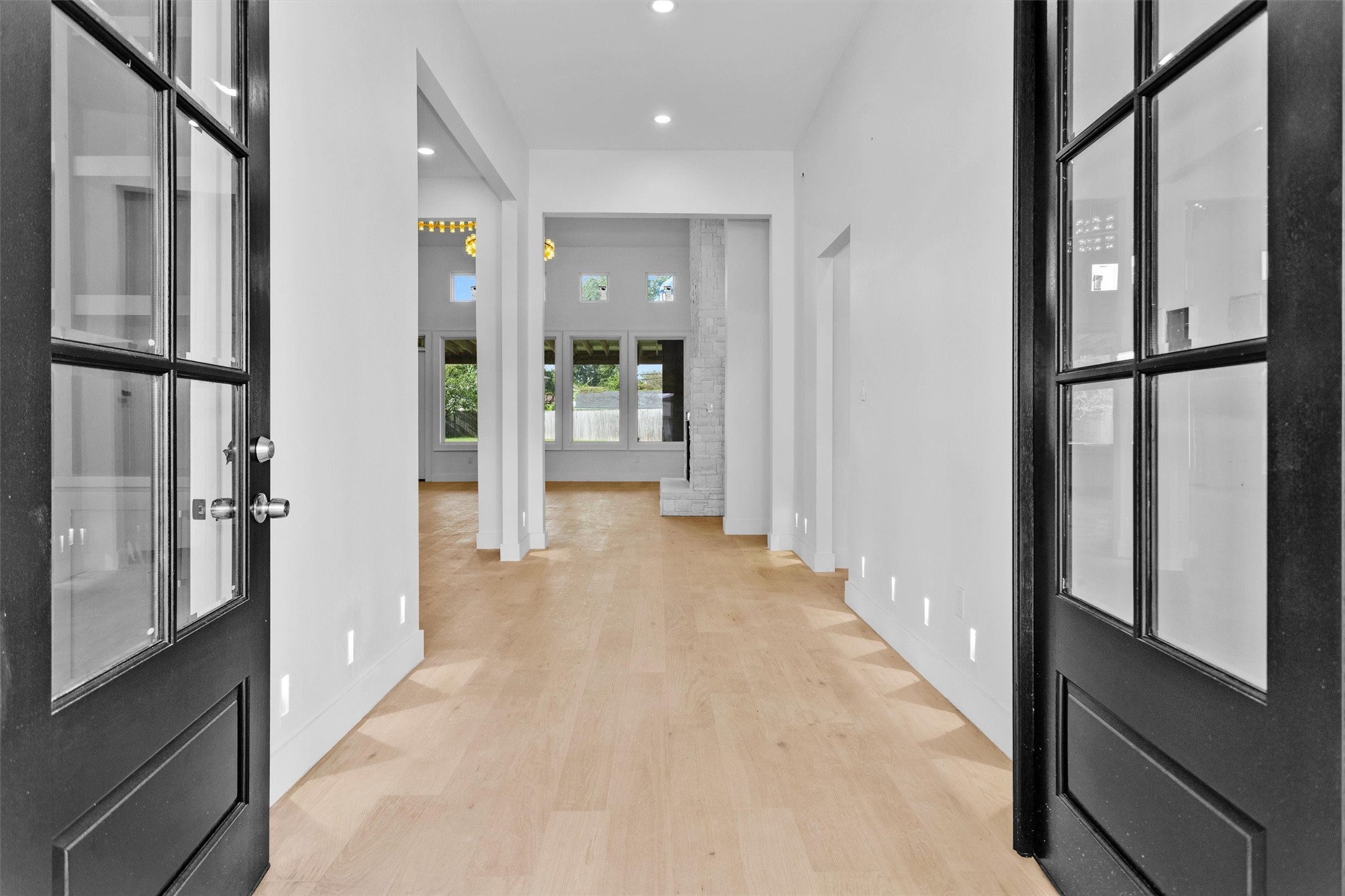 1806 De Milo Drive Property Photo 5