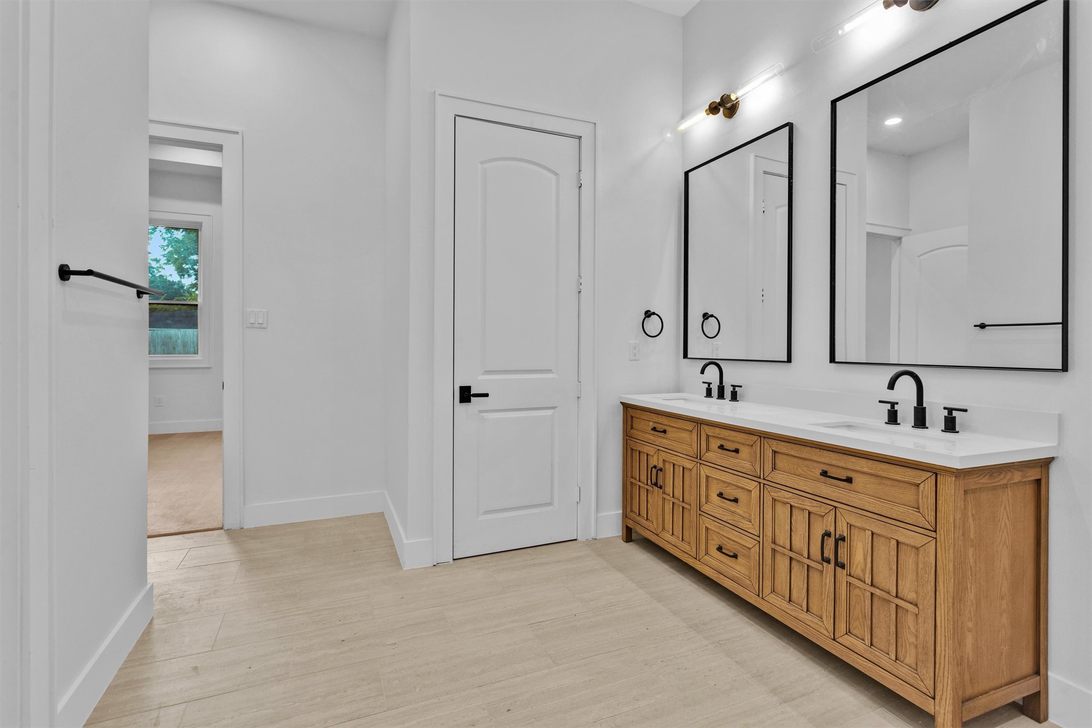 1806 De Milo Drive Property Photo 26