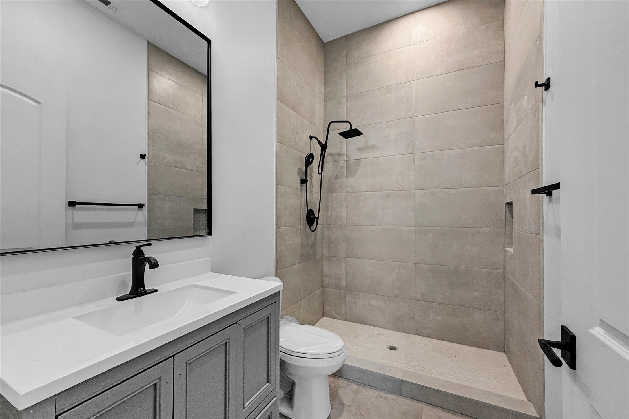1806 De Milo Drive Property Photo 36