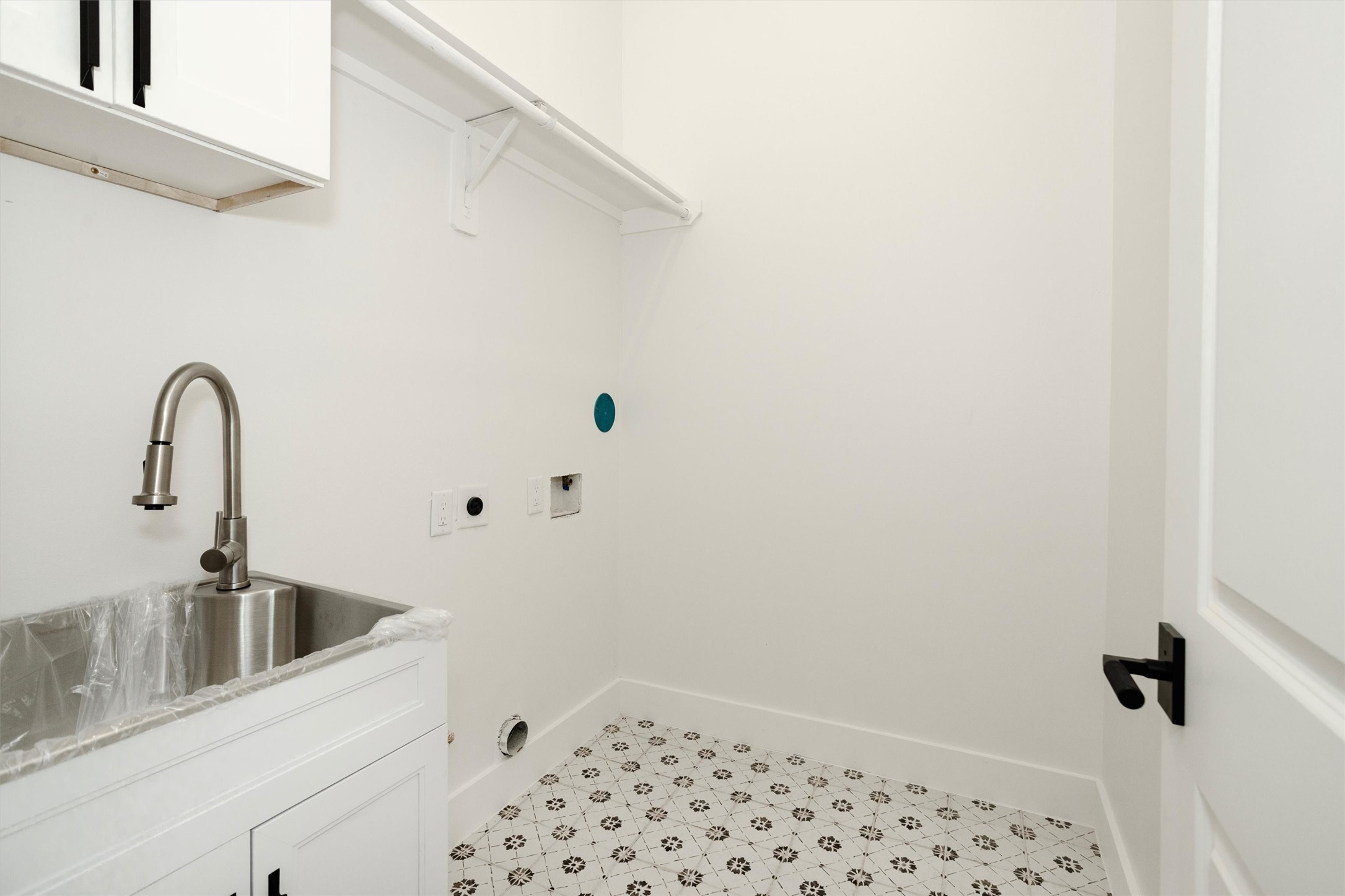 1806 De Milo Drive Property Photo 40