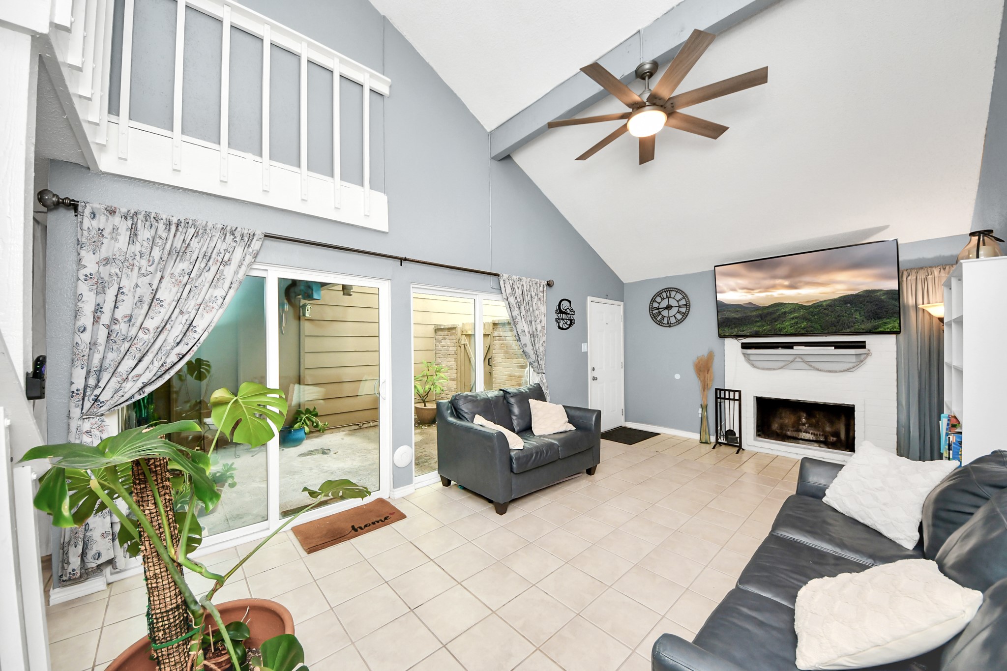 6142 W Airport Boulevard 15 Property Photo 8