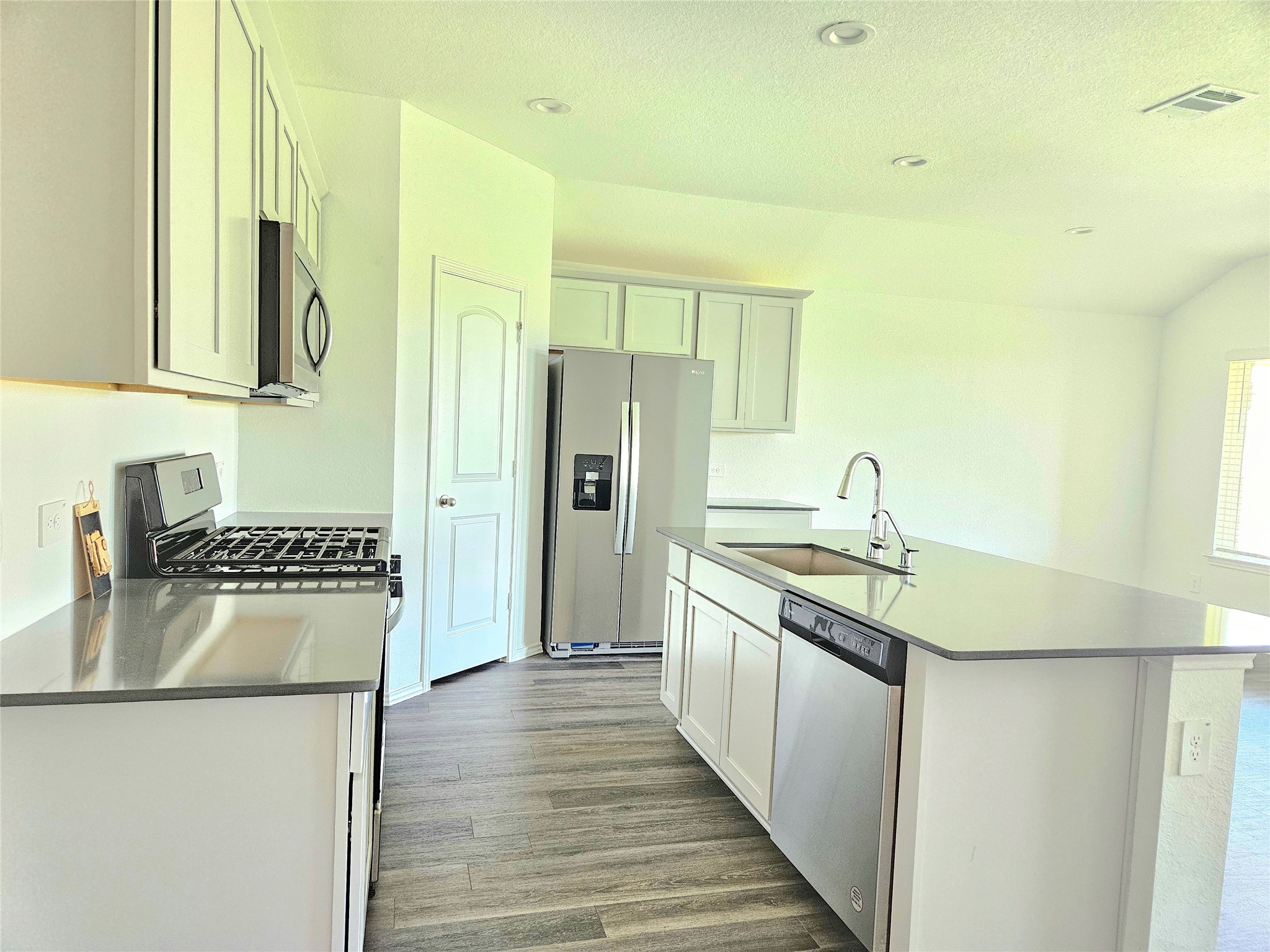 5029 Almond Terrace Drive Property Photo 11