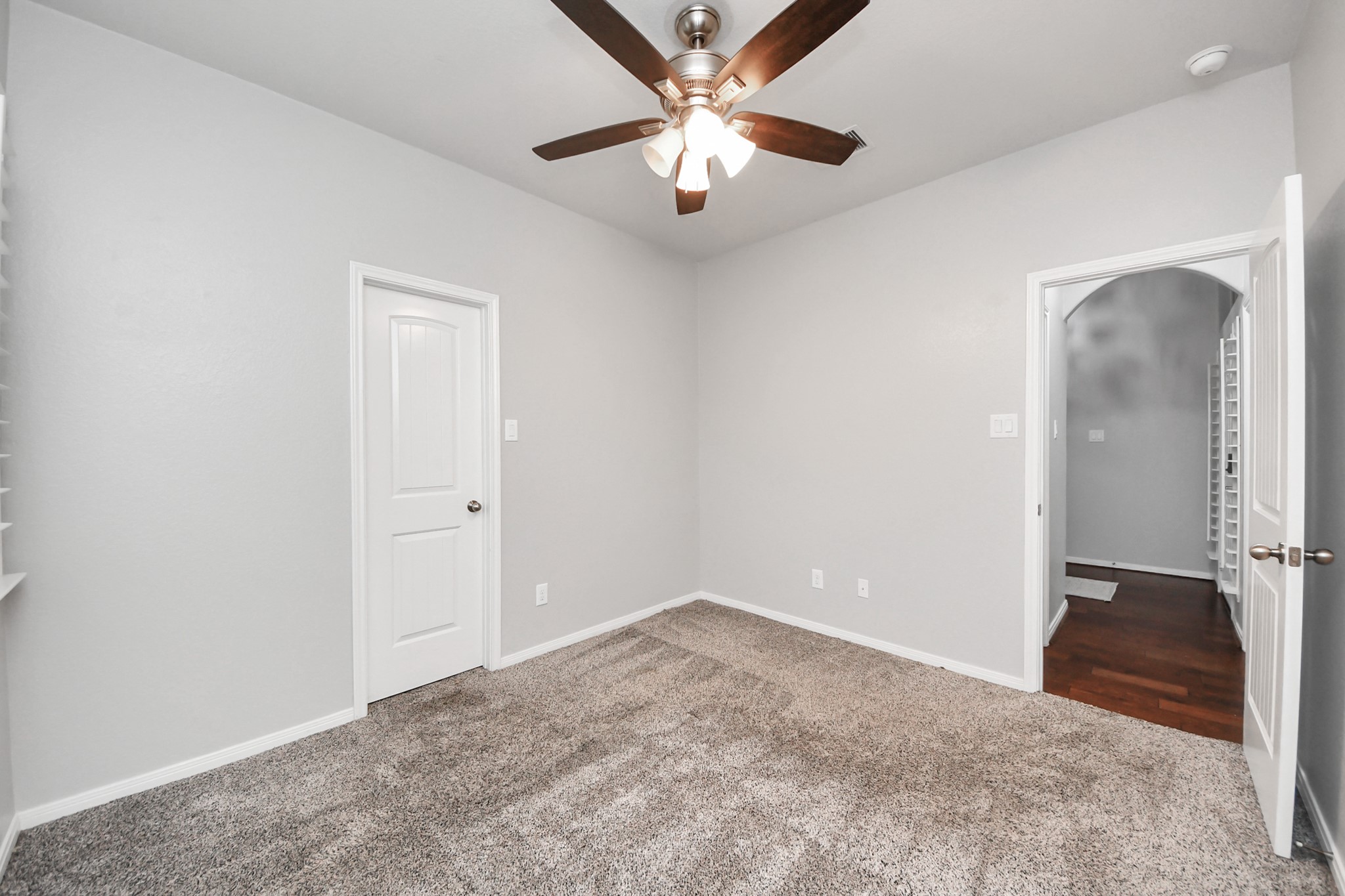 1111 Wheatfield Court Property Photo 27
