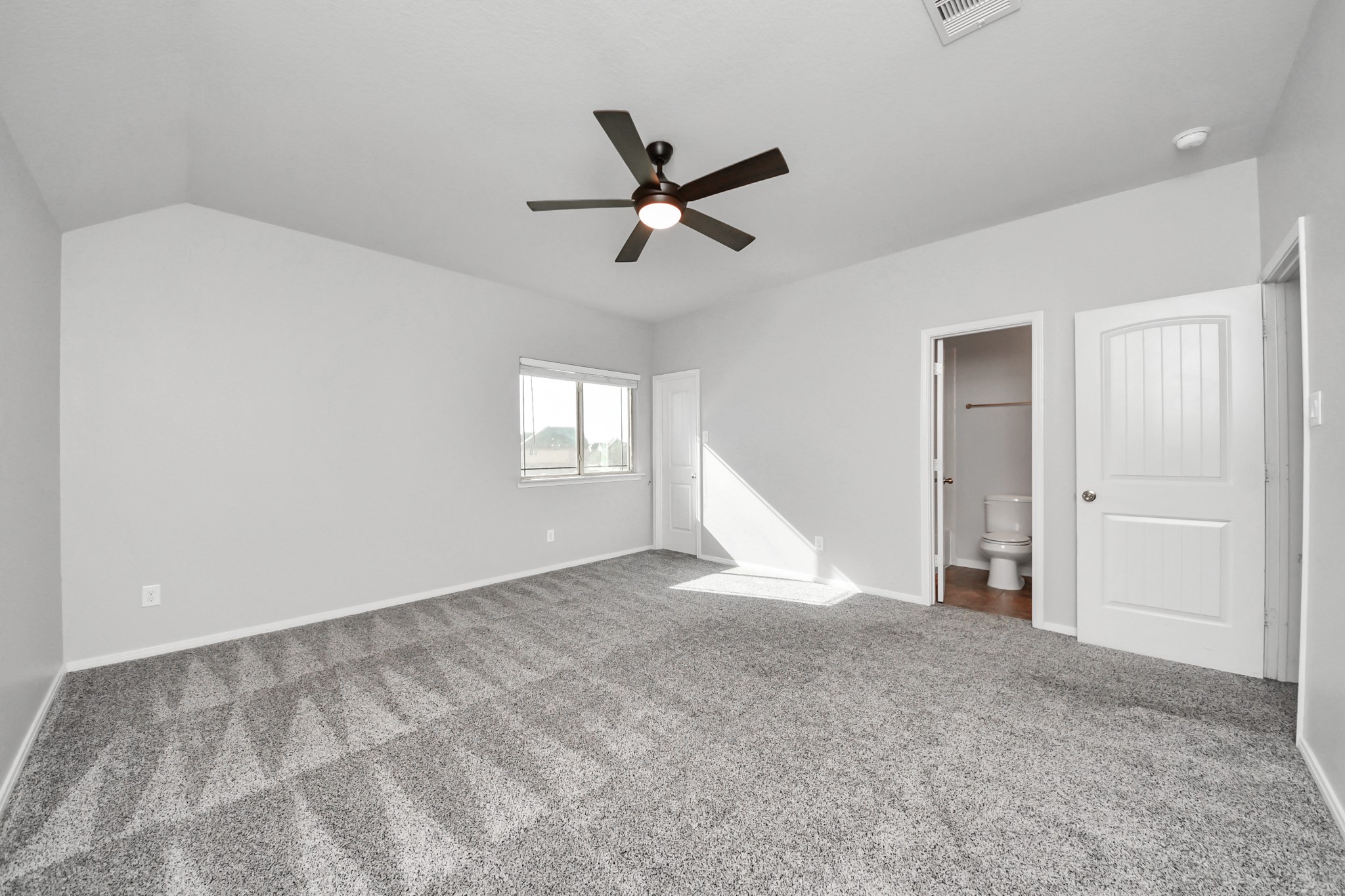1111 Wheatfield Court Property Photo 32
