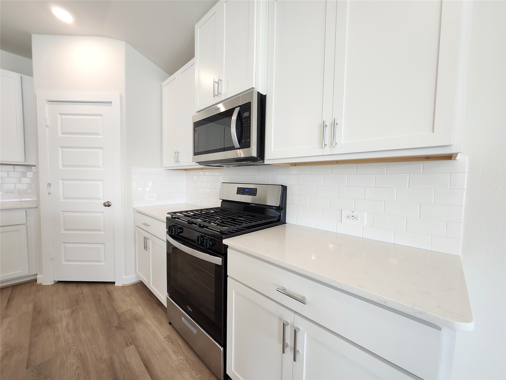 2506 Good Morrow Drive Property Photo 8