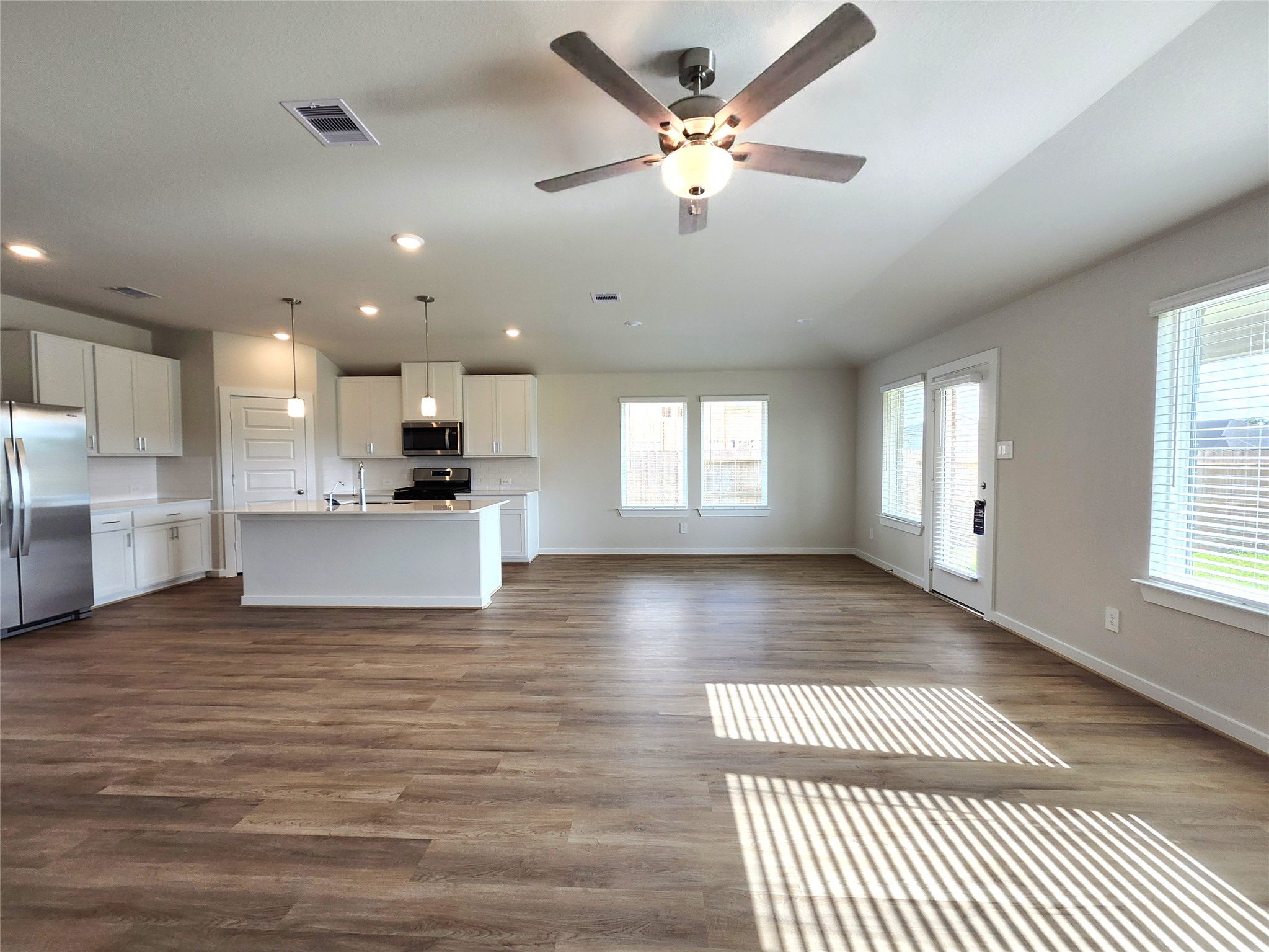 2506 Good Morrow Drive Property Photo 10