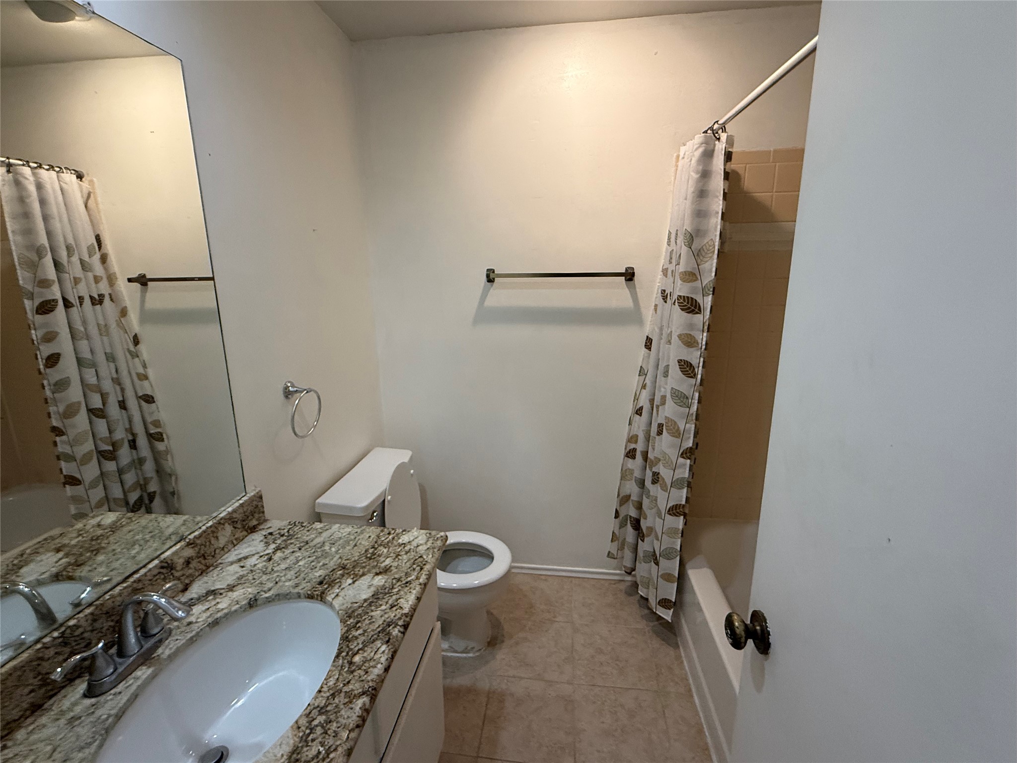1103 Dulles Avenue 1103 Property Photo 14