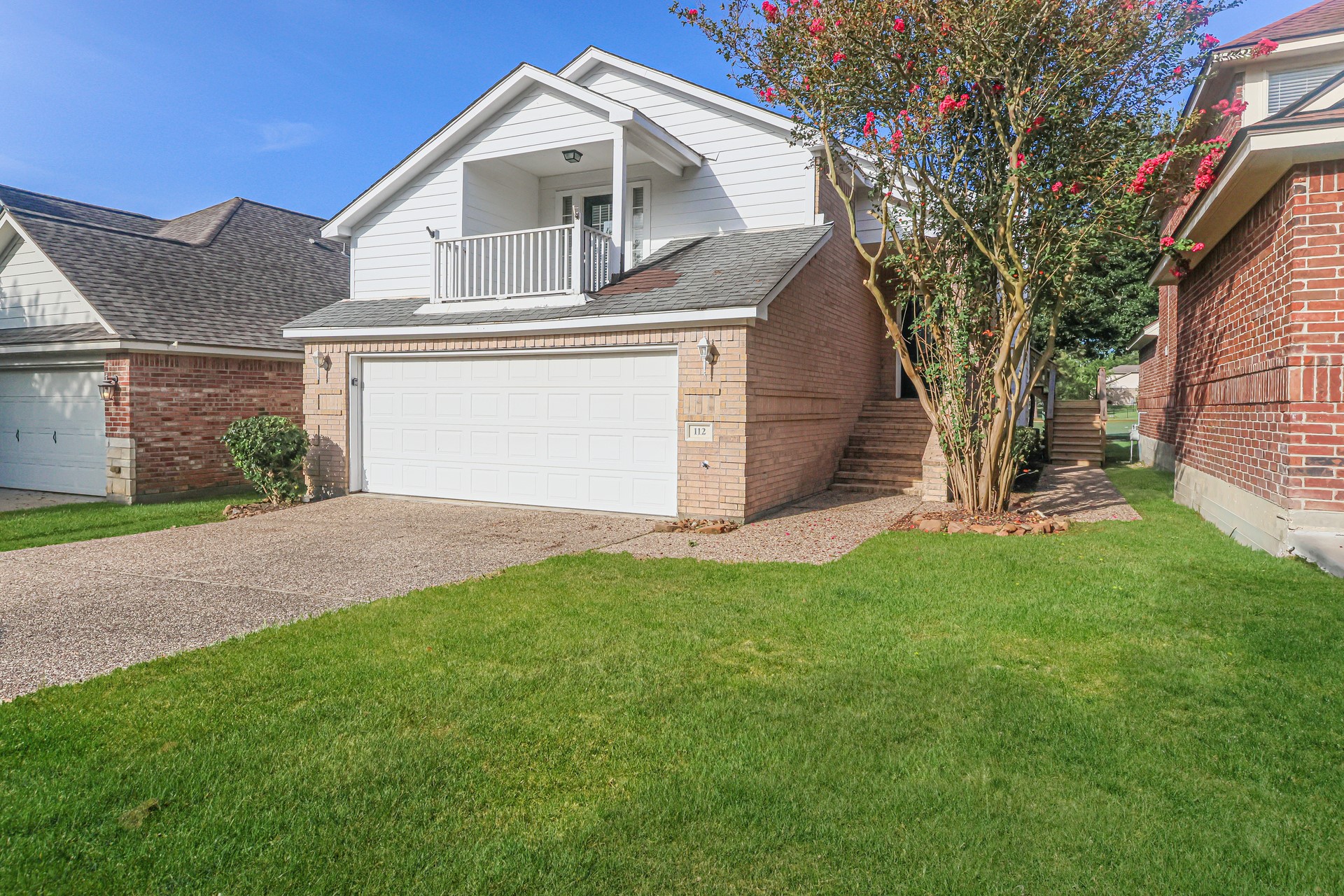 112 Golfview Drive Property Photo 2