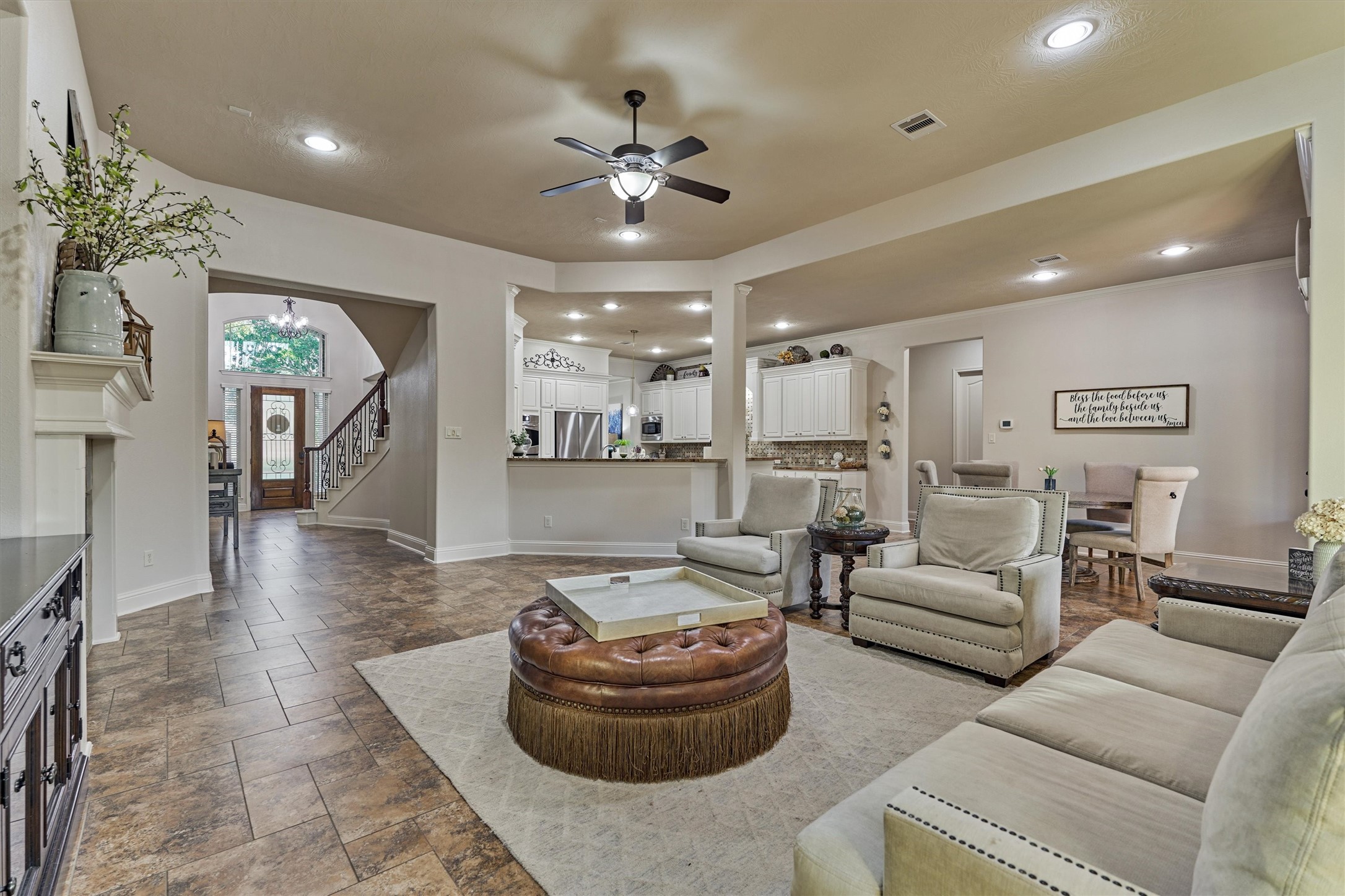 21322 Refuge Creek Drive Property Photo 4