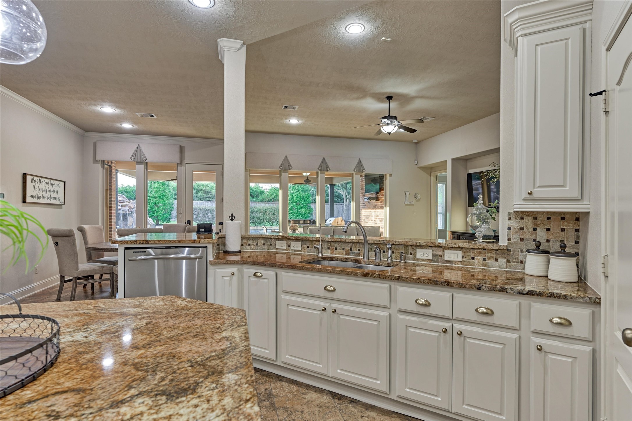 21322 Refuge Creek Drive Property Photo 10