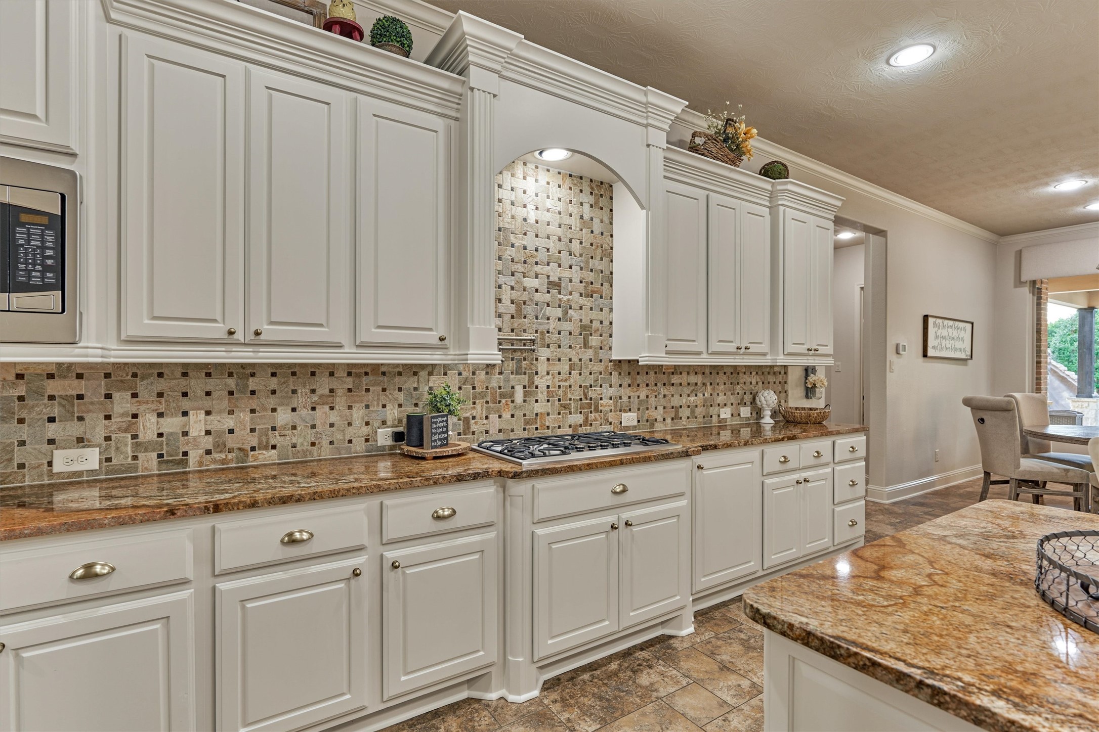 21322 Refuge Creek Drive Property Photo 11