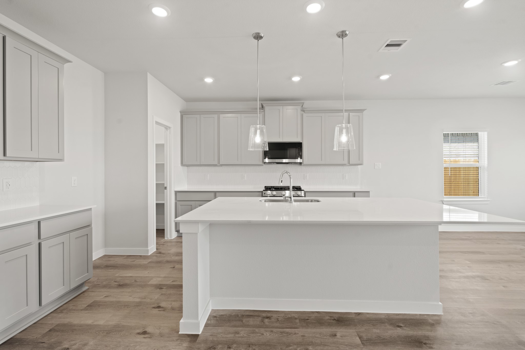 1080 Sunlit Circle Property Photo 11