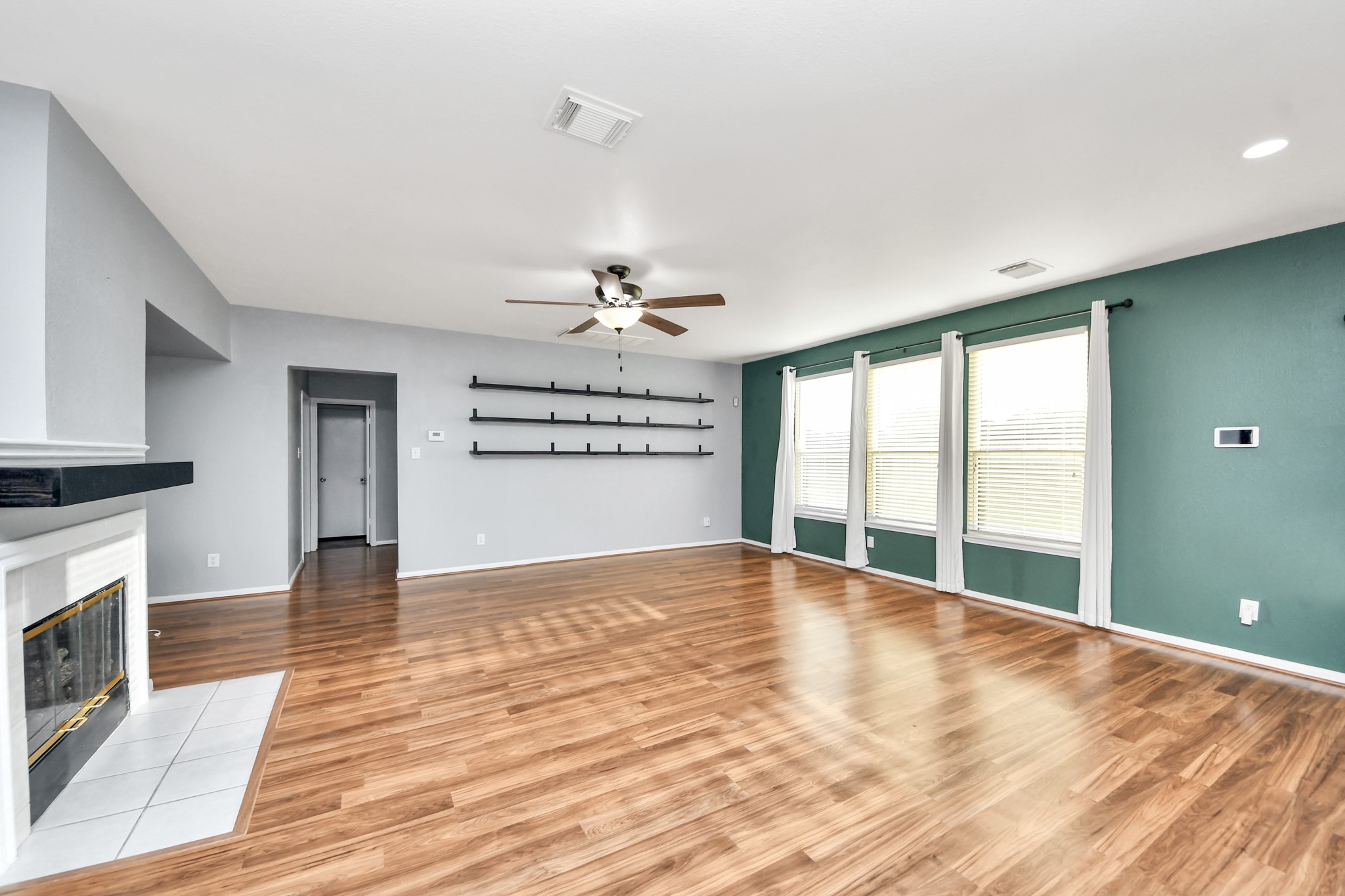 16319 Autumn Leigh Drive Property Photo 15