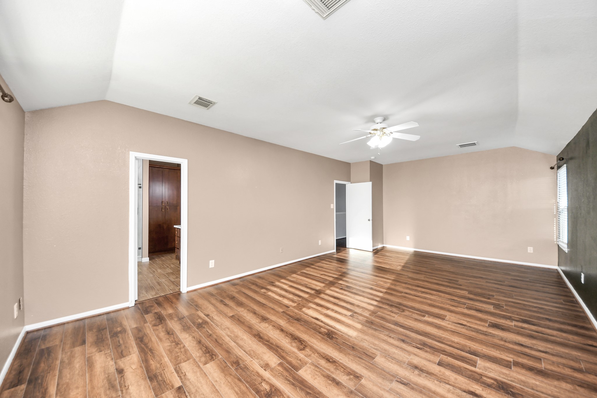 16319 Autumn Leigh Drive Property Photo 30