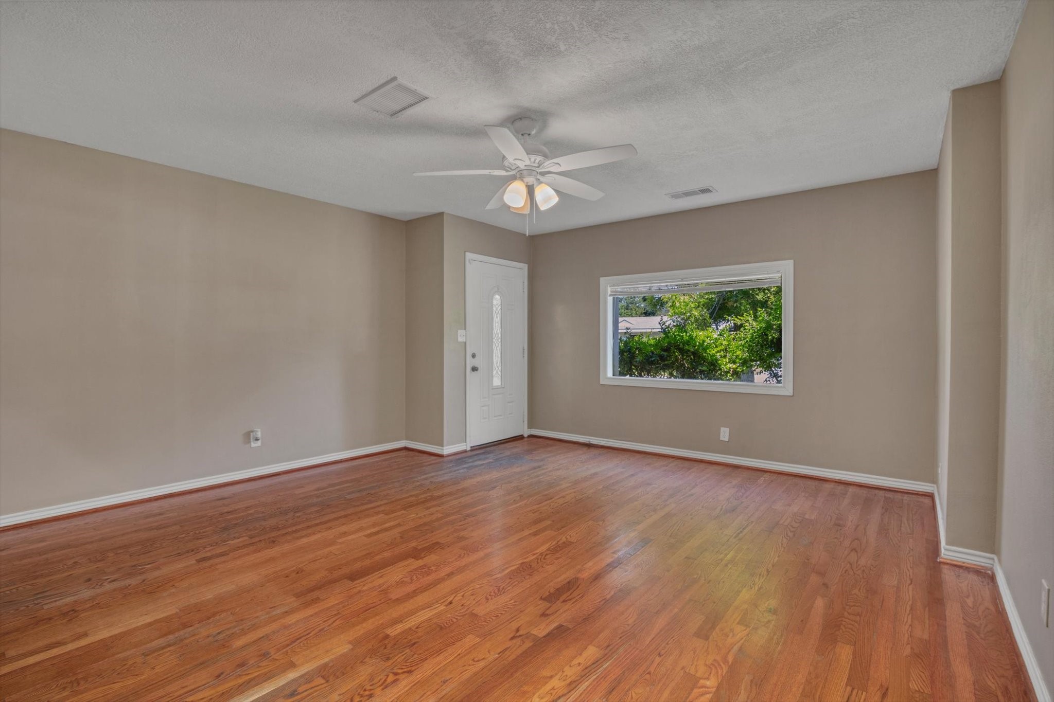 119 Barracuda Avenue Property Photo 5