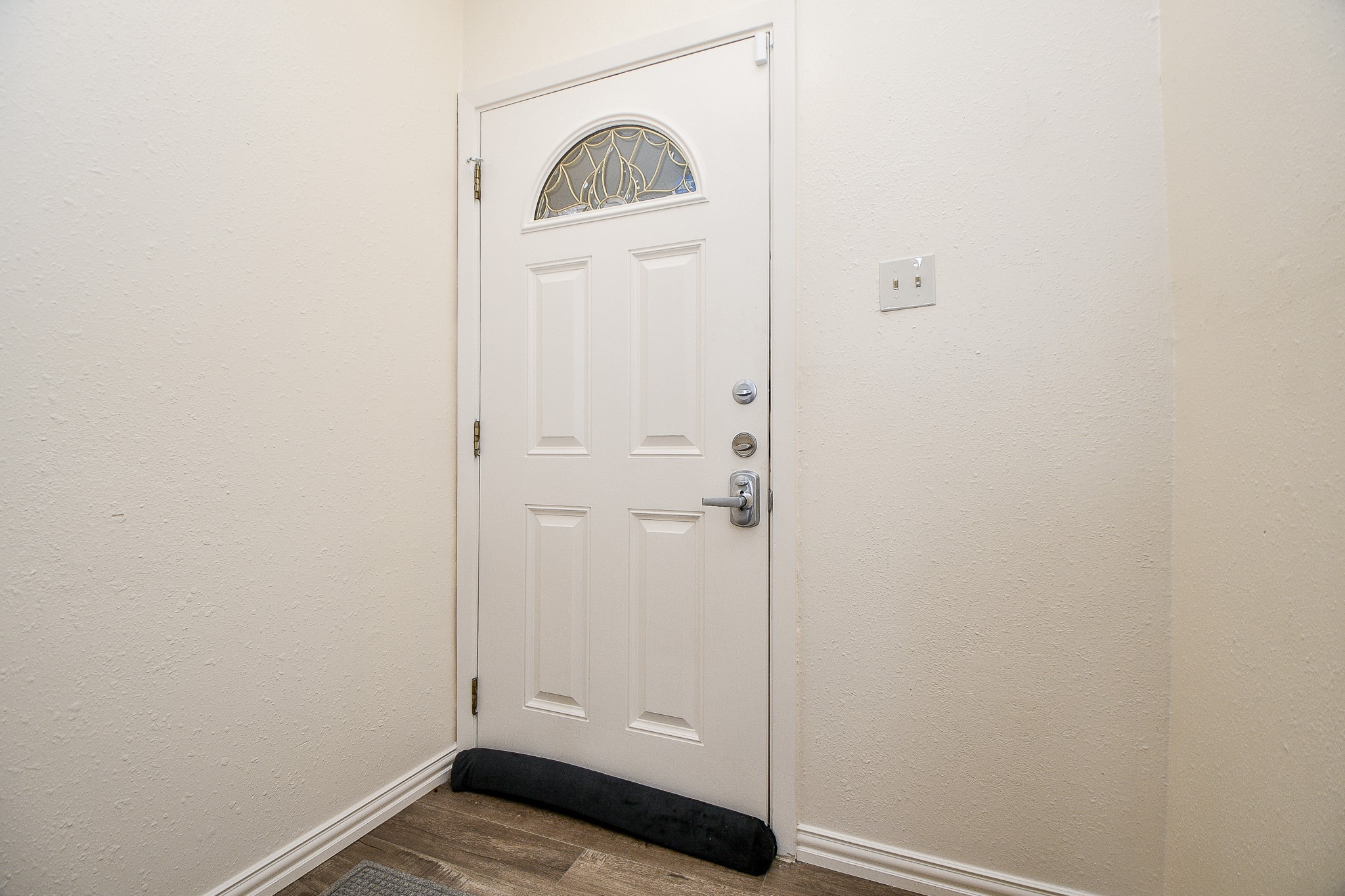 653 Davis Road Property Photo 8